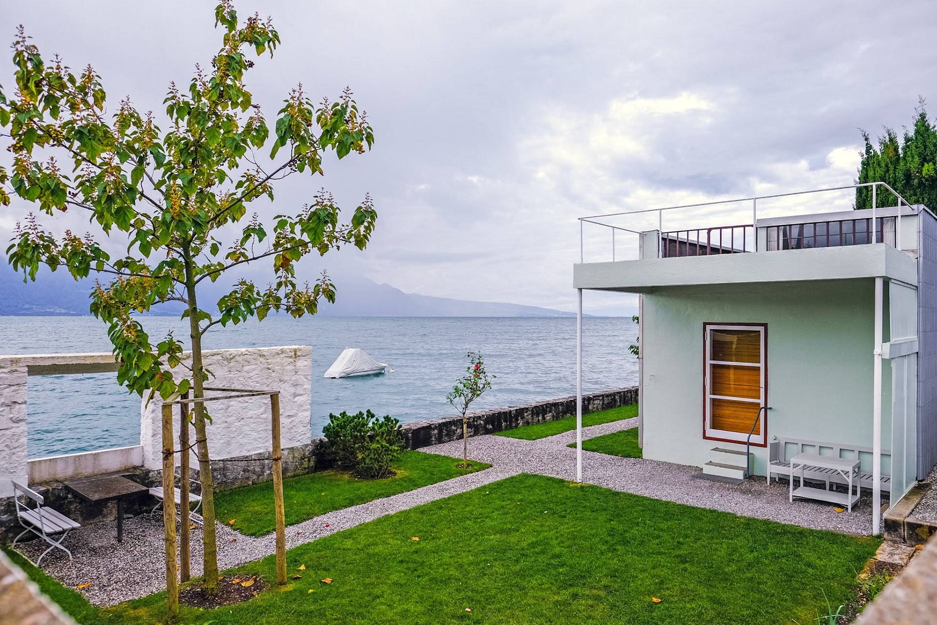 Villa "Le Lac" Le Corbusier
