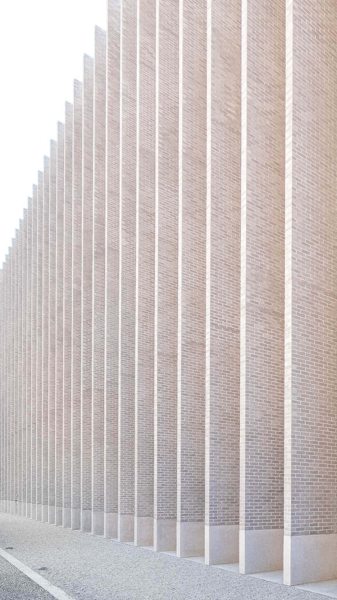 MCBA, Lausanne