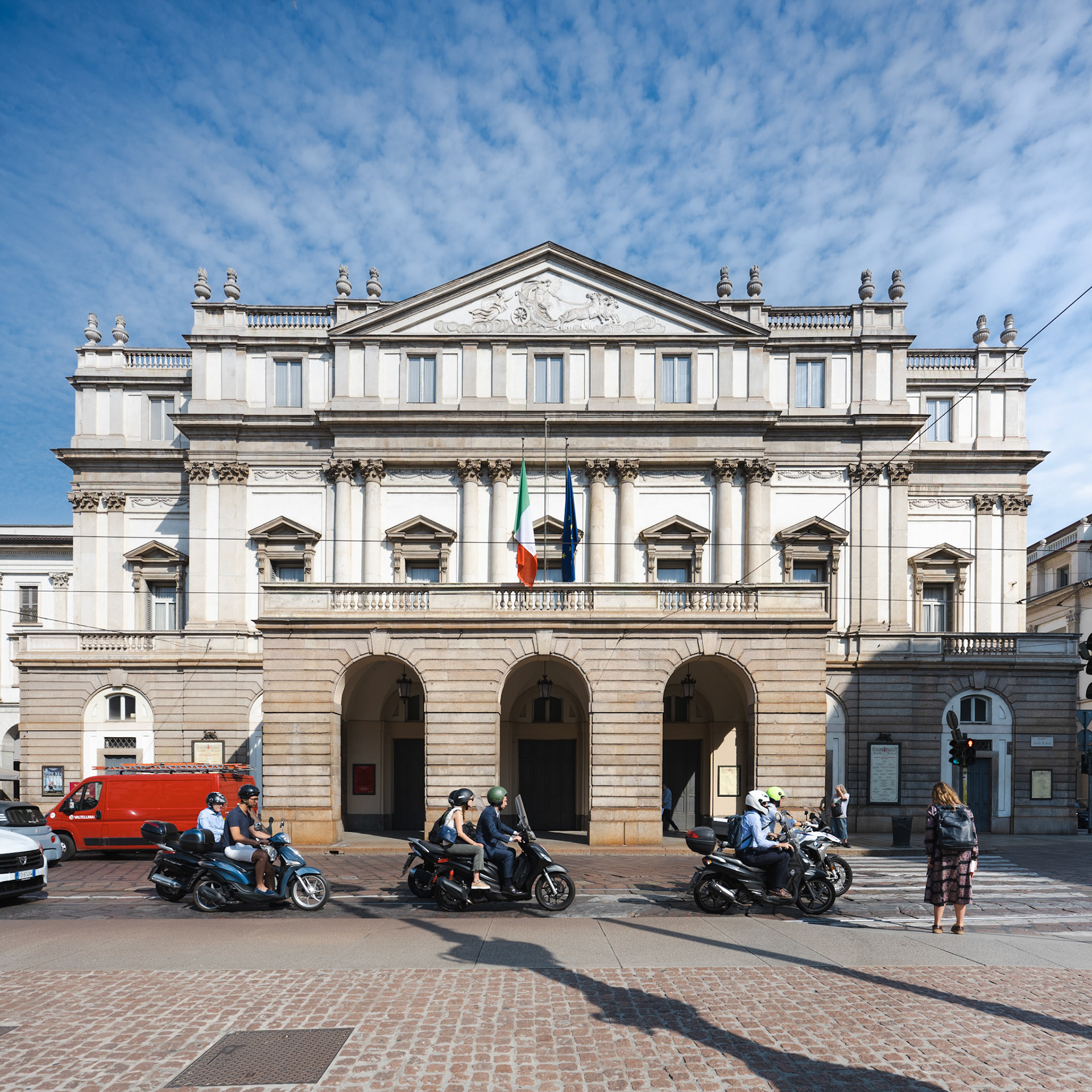 Teatro alla Scala facade