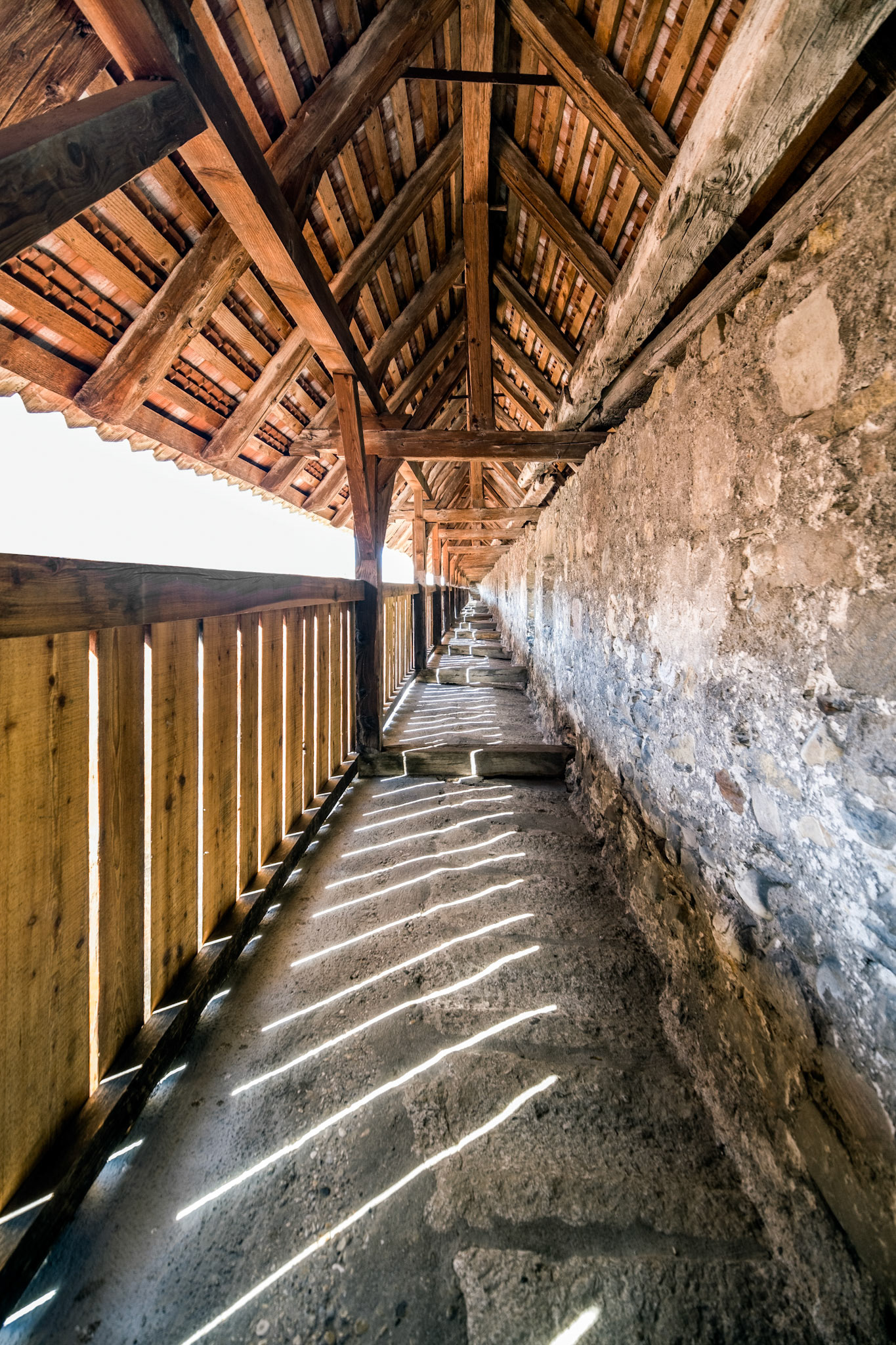 Château de Grandson - walkway