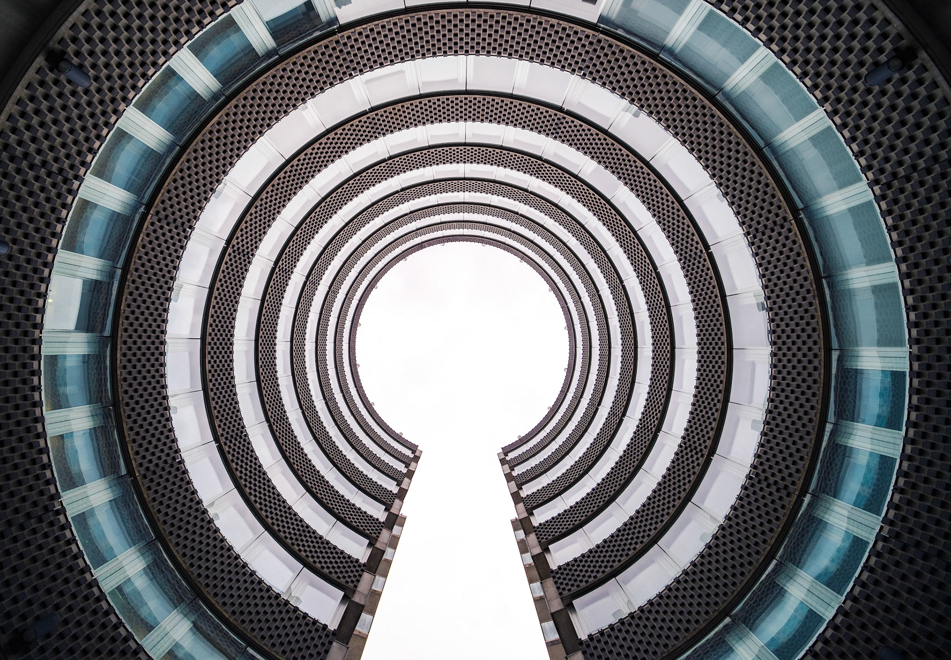 Galfetti tower - Lausanne's largest keyhole