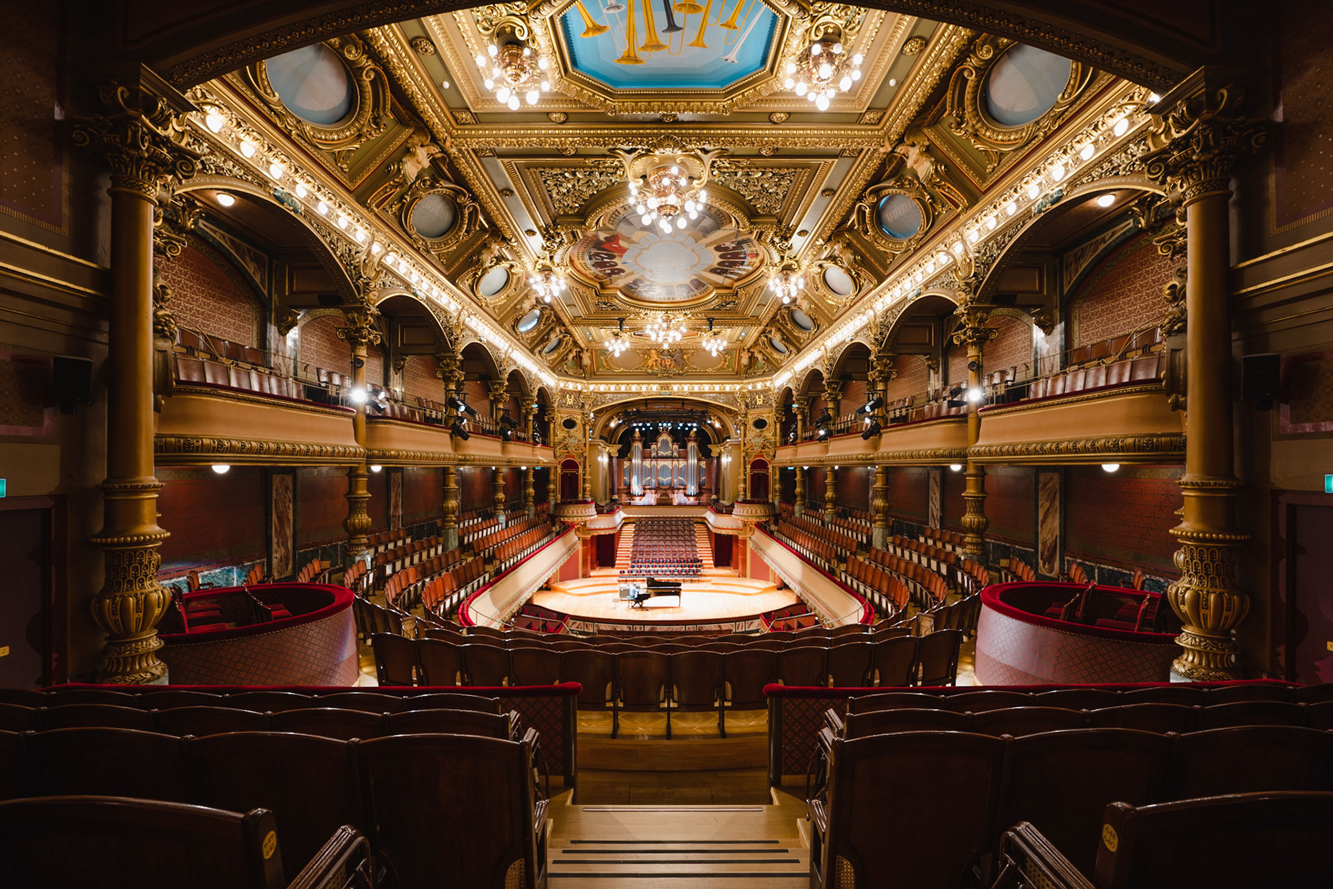 Victoria Hall