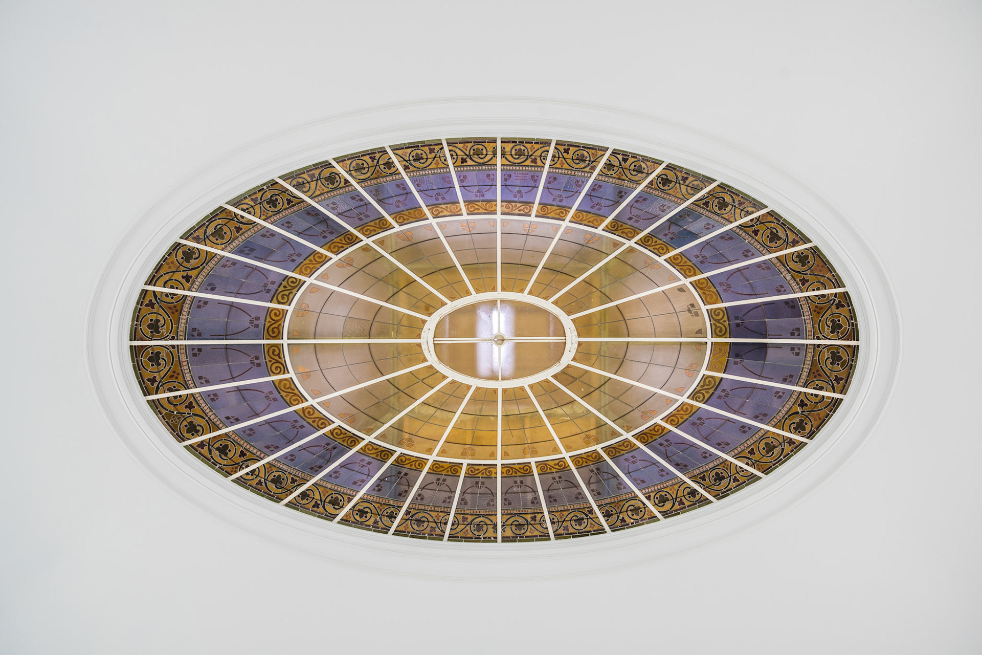 stained glass window by Pierre Chiara based on a design of painter Ernest Correvon