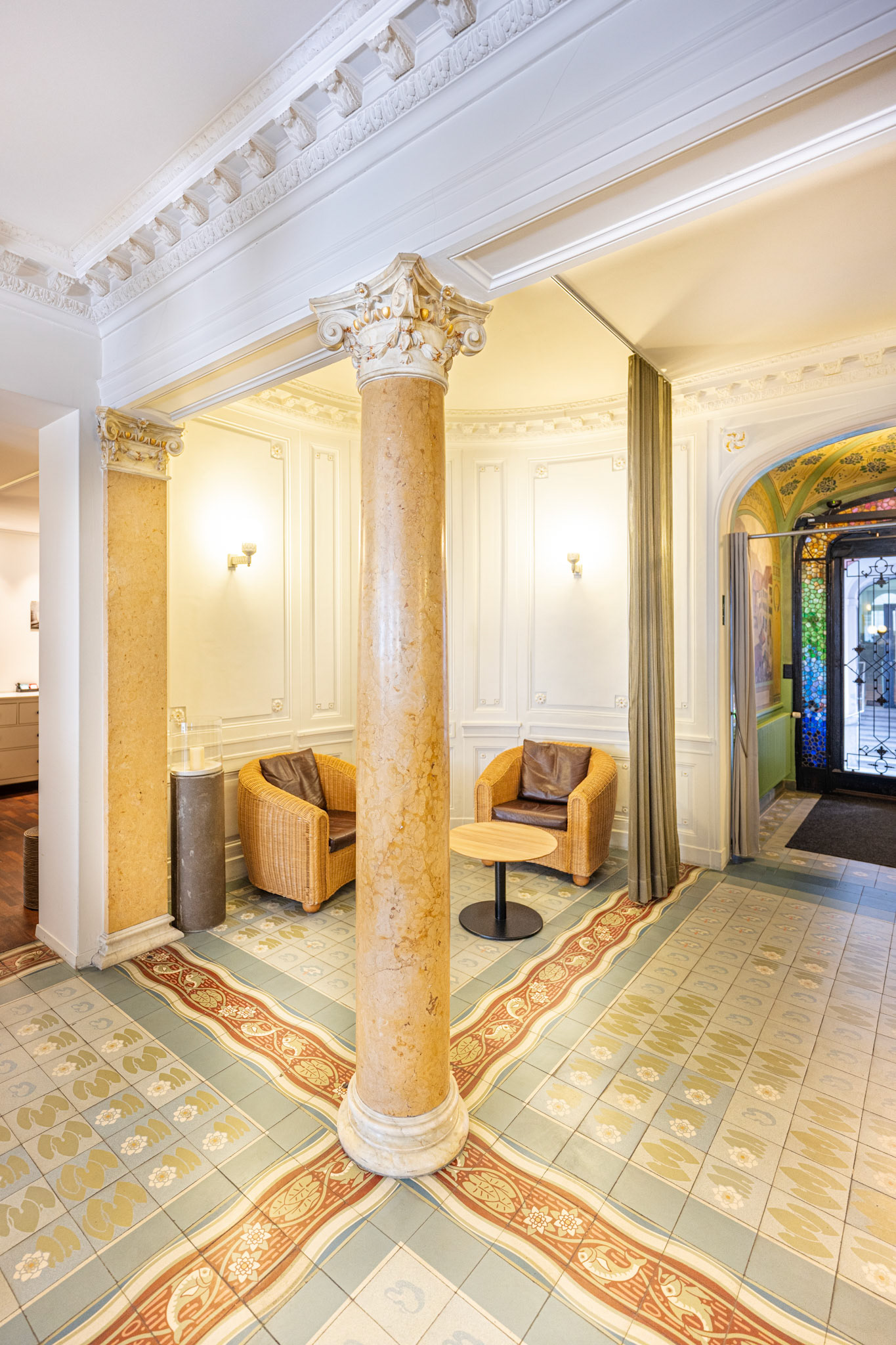 hotel lobby