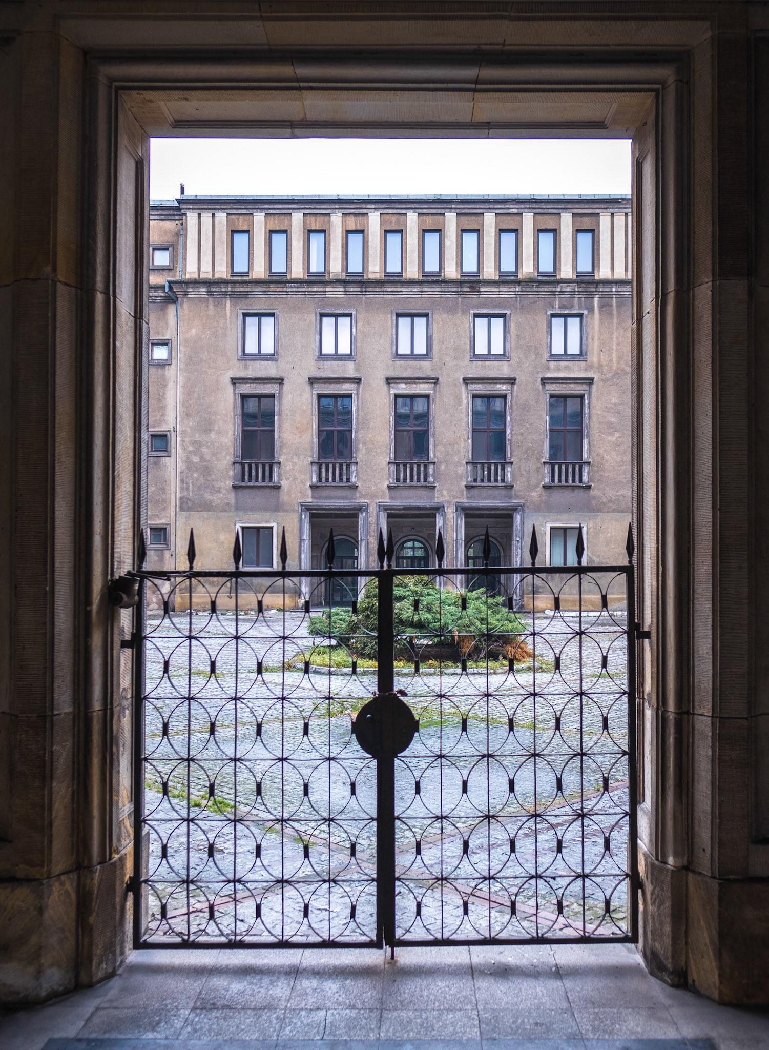 Nova Huta Administrative buildings - entrance