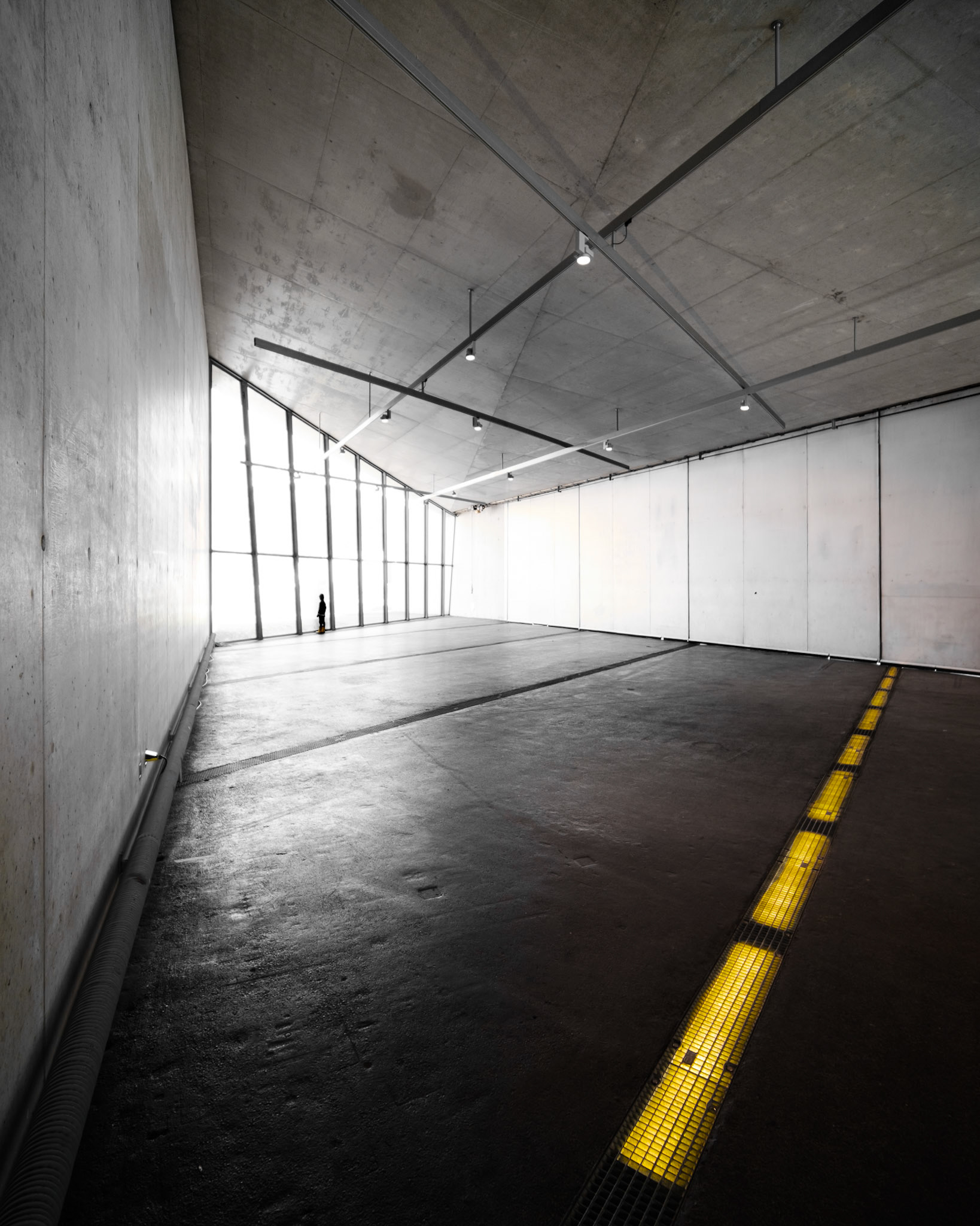 Fire Station, Zaha Hadid - interior