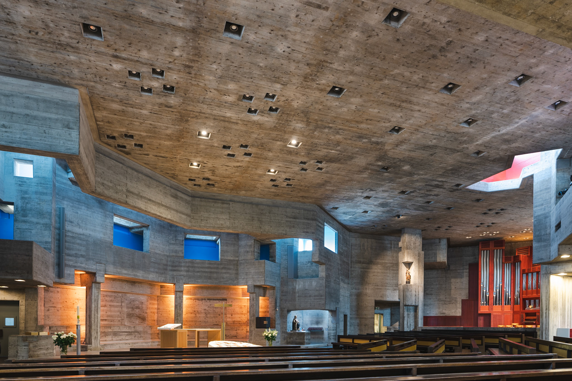 Johanneskirche, Luzern - interior