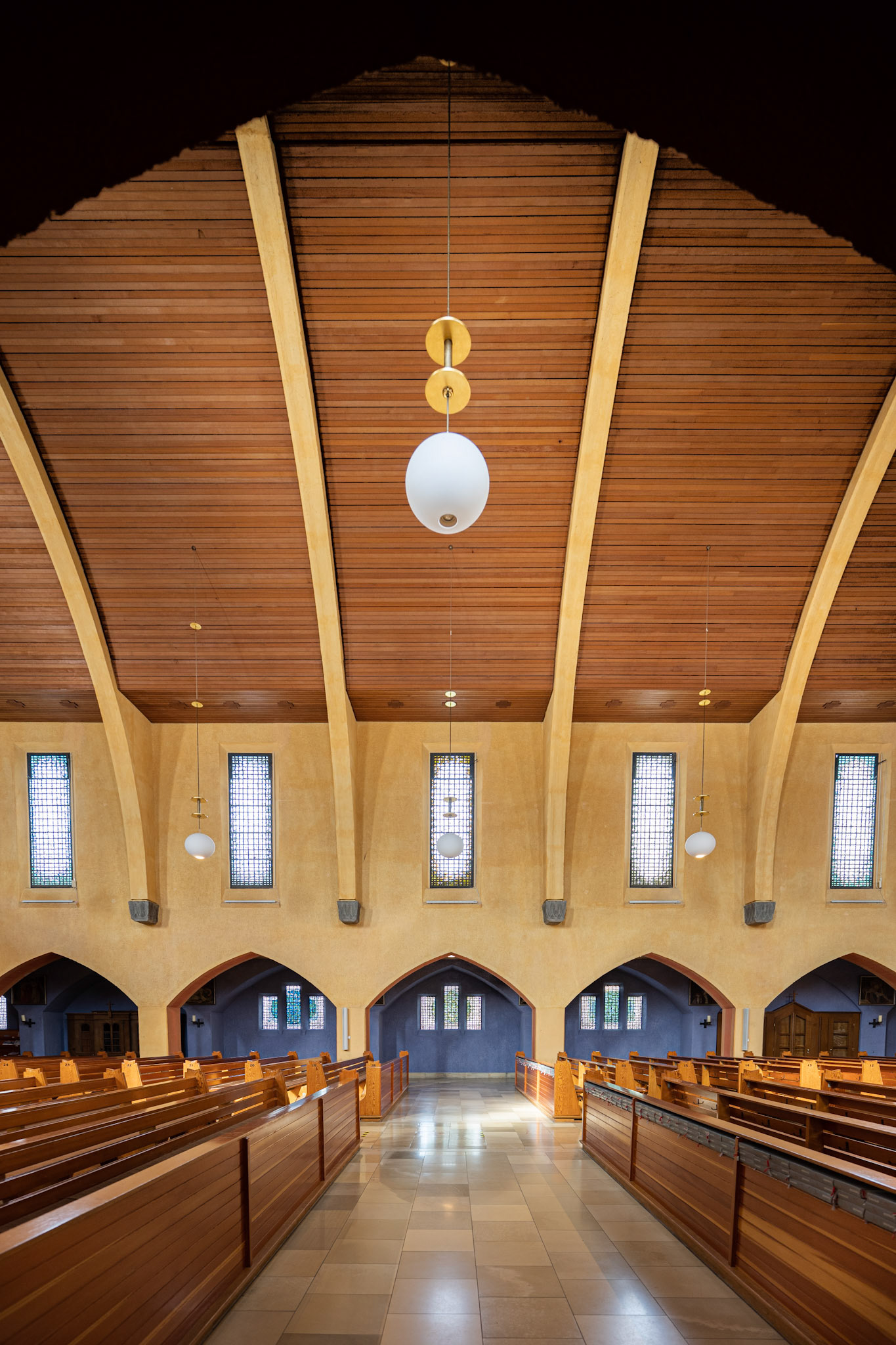 Sankt Petrus Canisius - interior