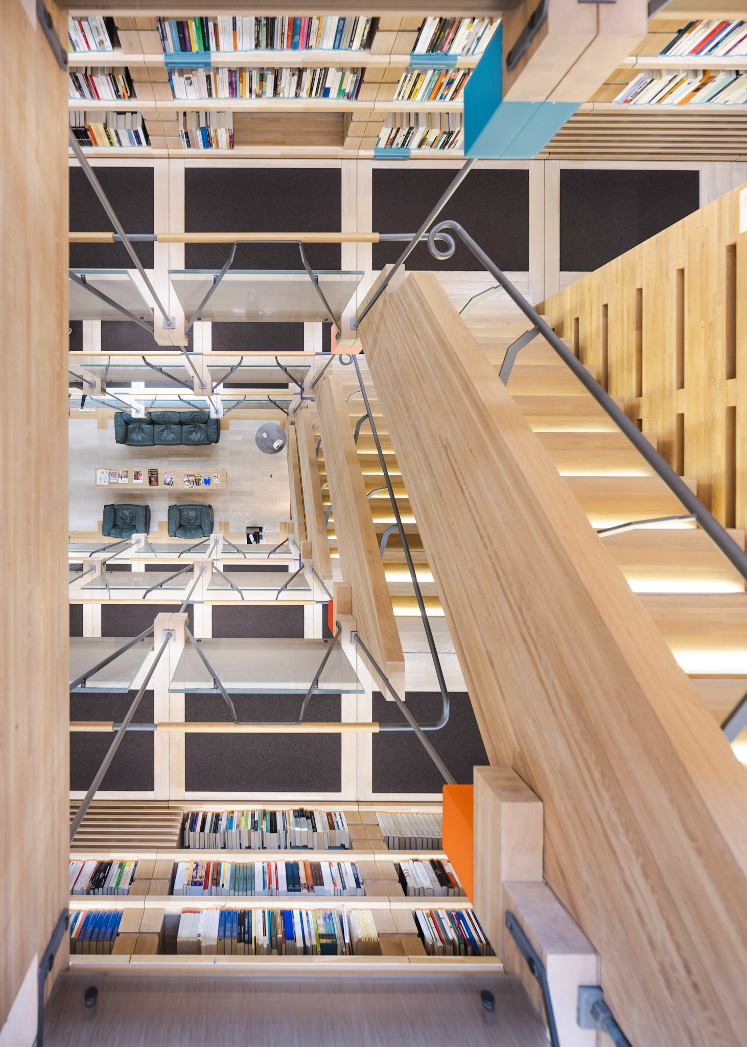 Fondation Jan Michalski - library staircase