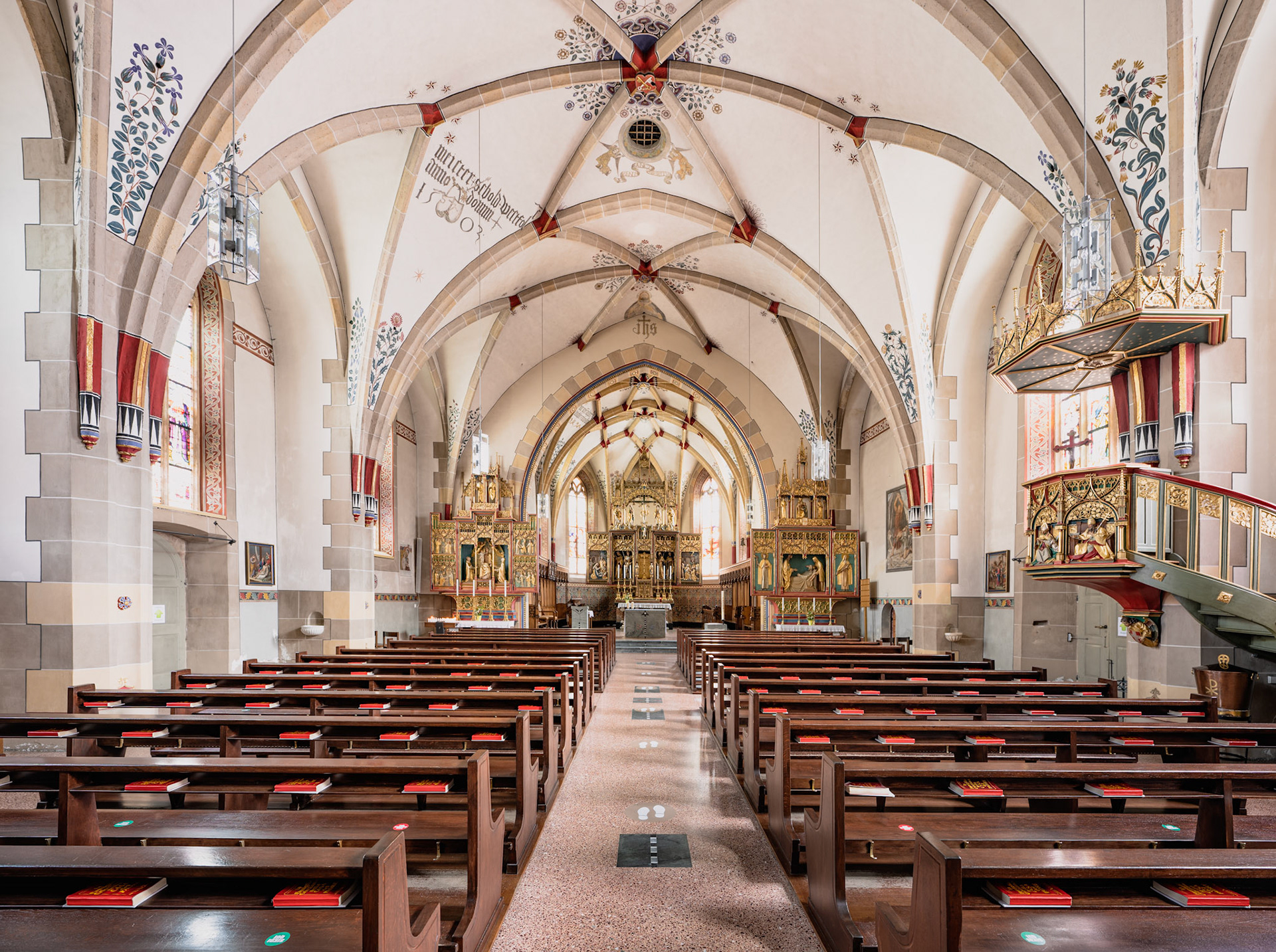 San Vittore - interior