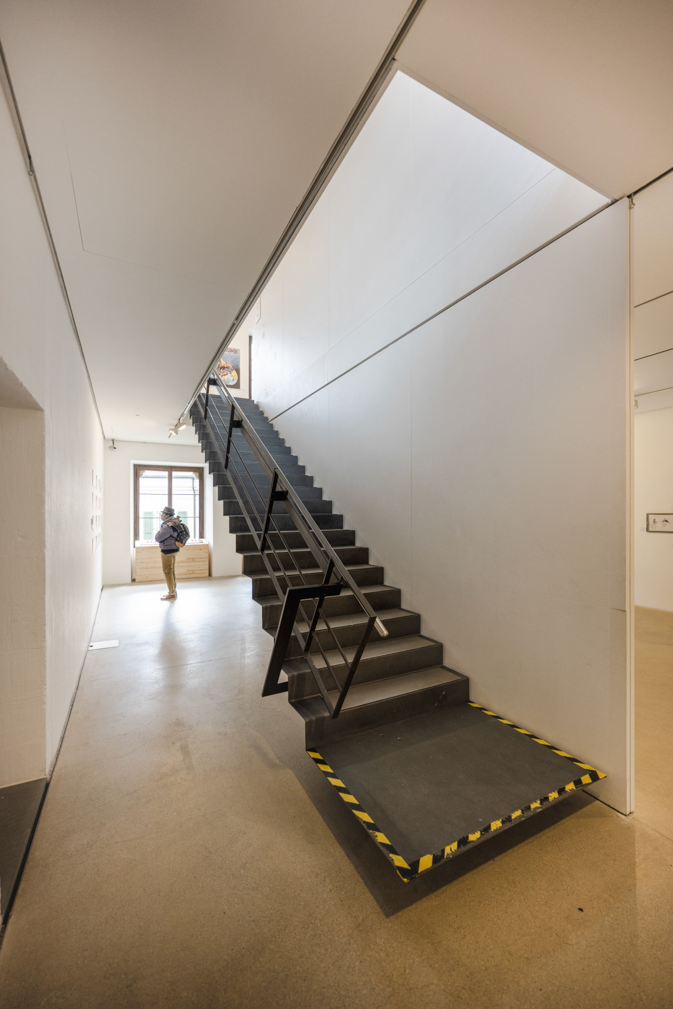 Espace Arlaud, staircase to the lower floors