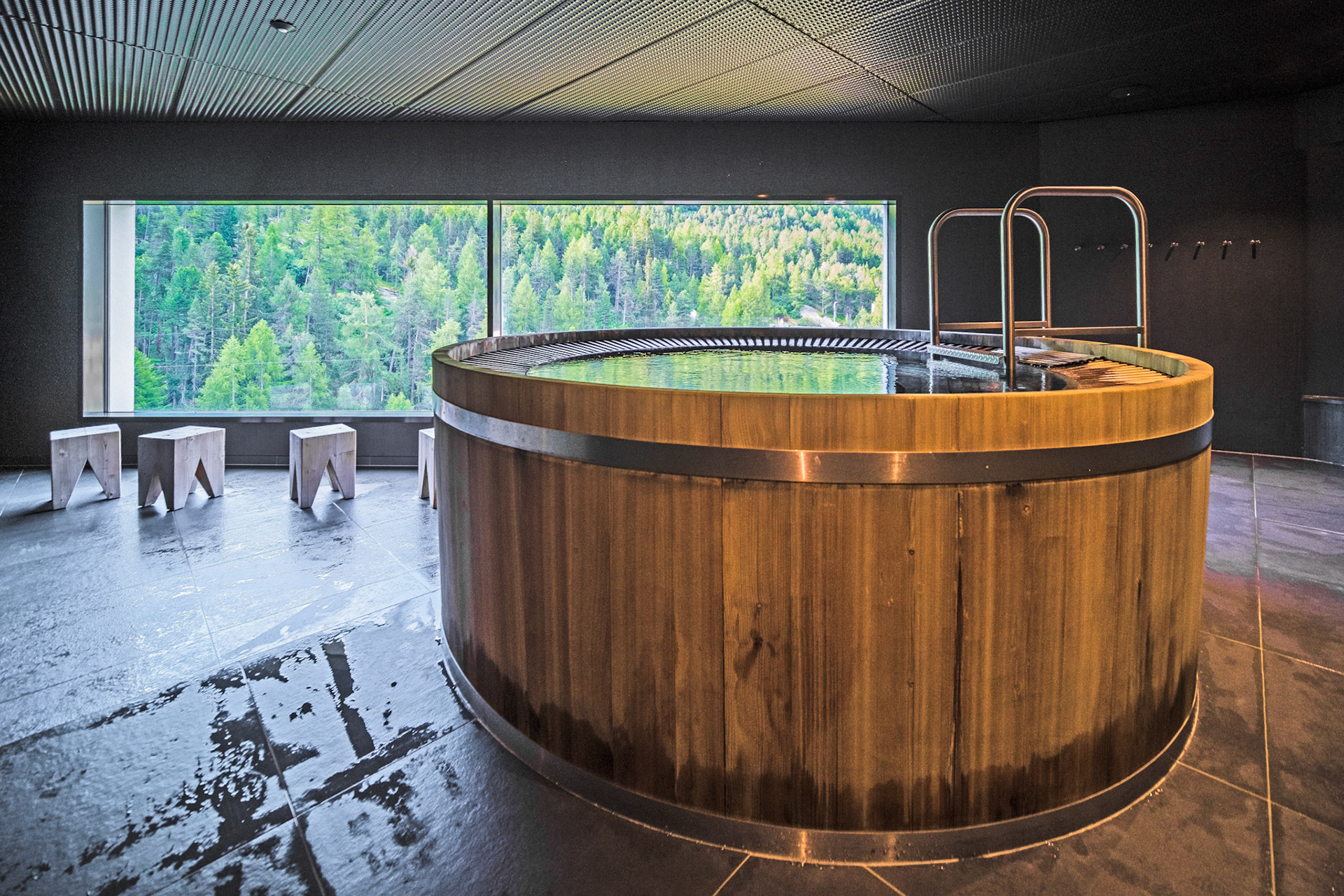 wellnessHostel4000 Saas-Fee - Aqua Allalin