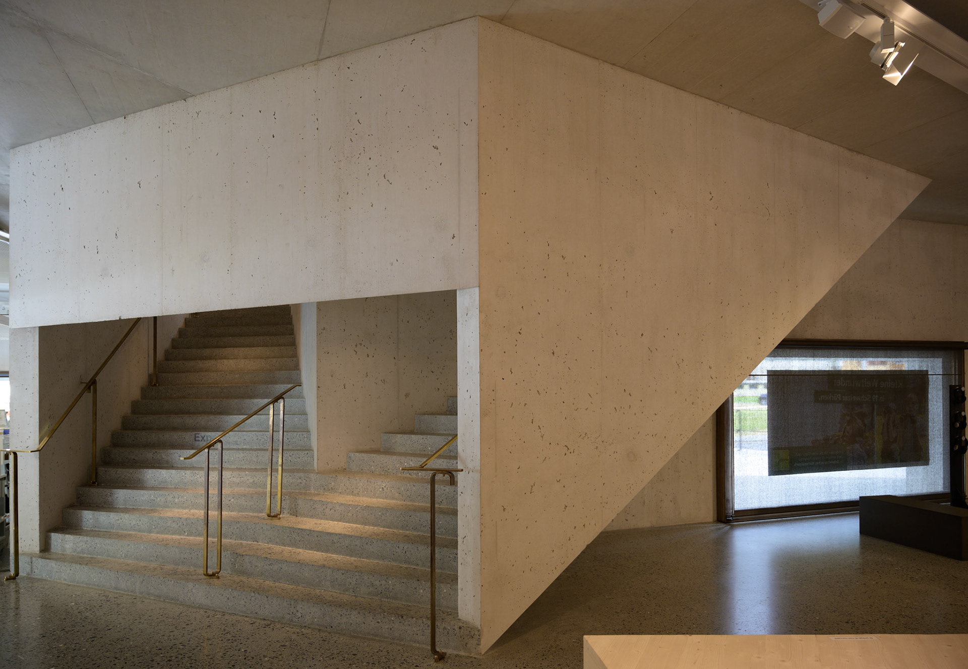 Swiss National Park Visitor Center, Zernez - interior