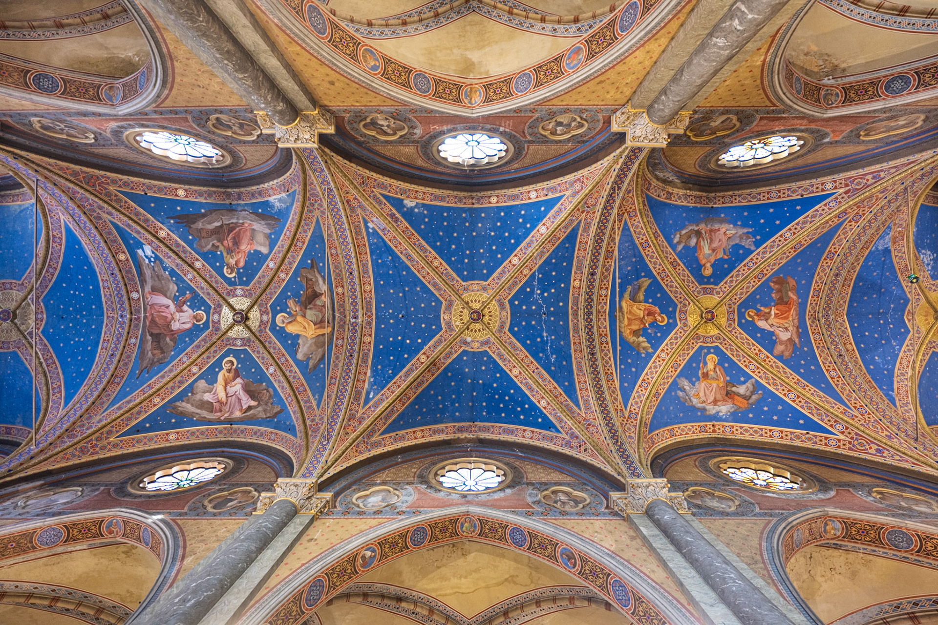 Basilica di Santa Maria Sopra Minerva - ceiling frescoes