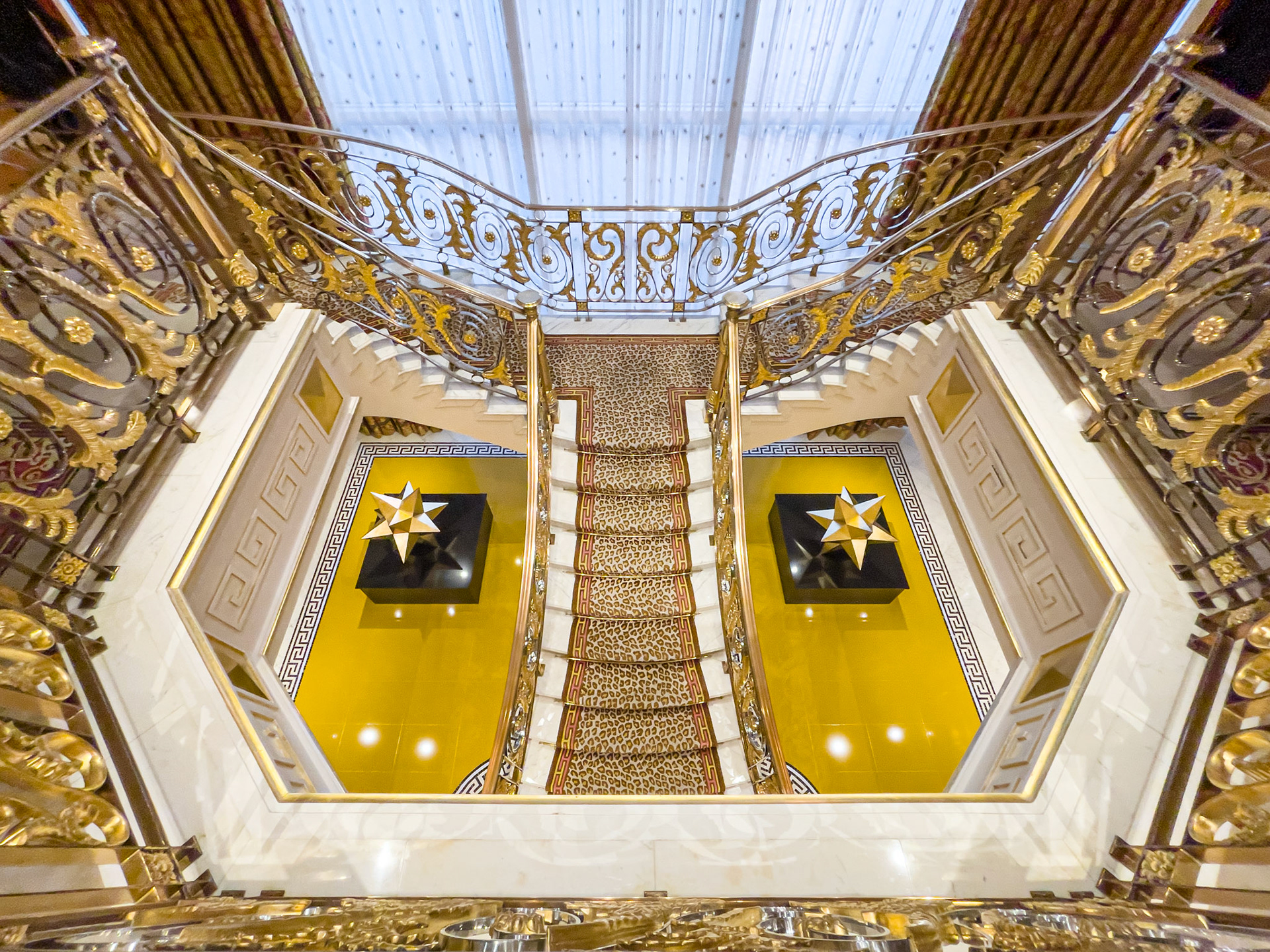 suite staircase