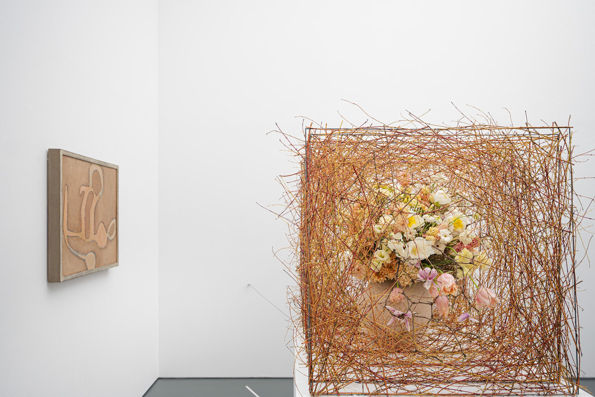 Blumen für die Kunst: Engel, Karl Ballmer, Flowers: Melina Anderegg