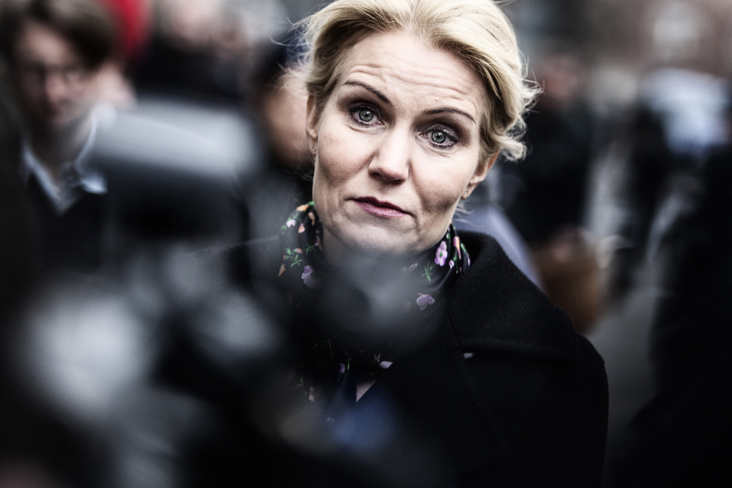 Helle Thorning Schmidt ved synagogen i København efter terrorangrebet i 2015