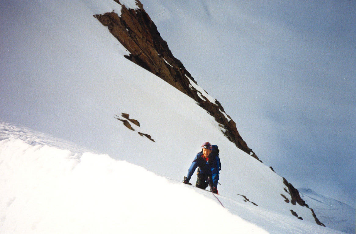 Al in ice gully, Mt Dixon