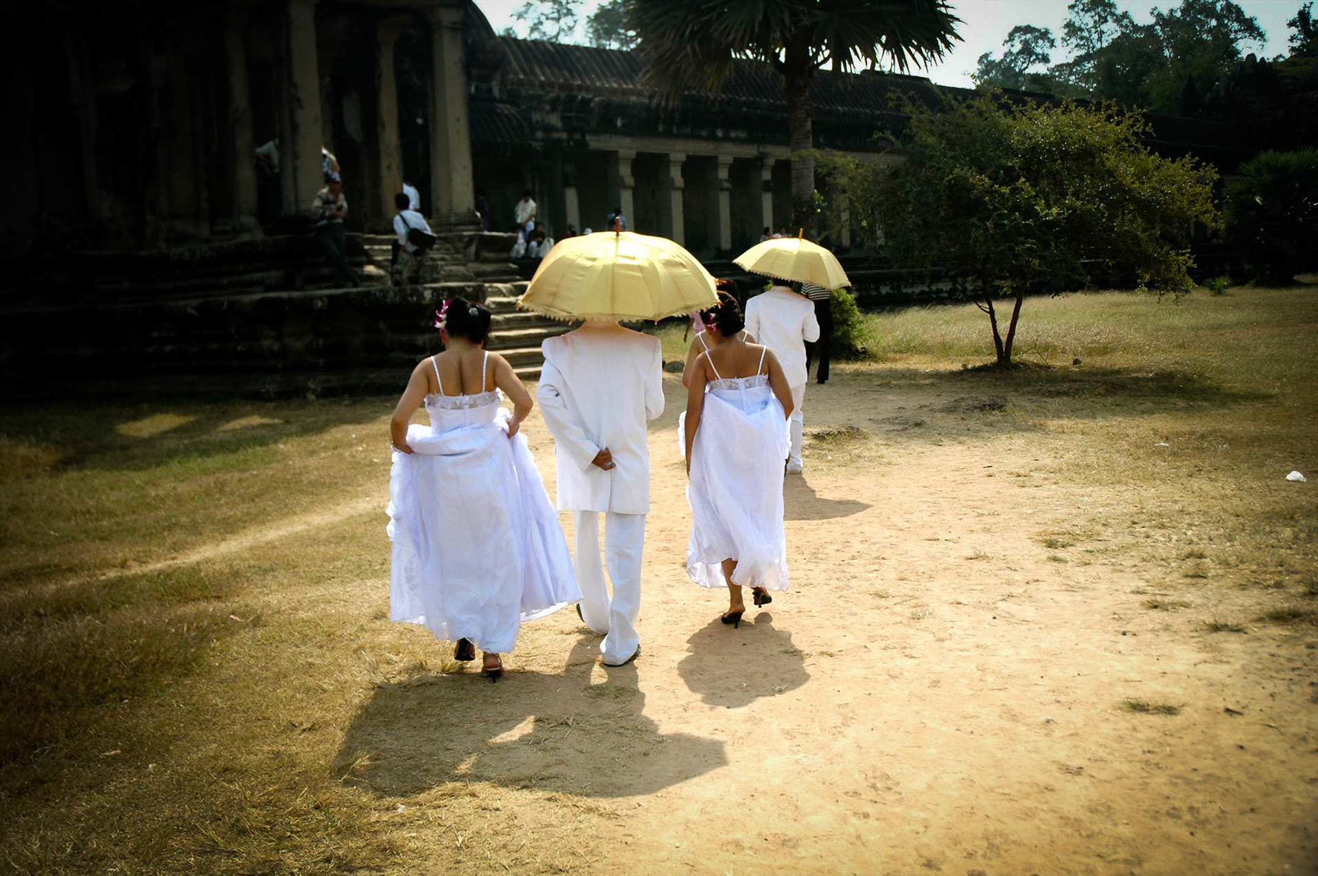 Cambodian wedding party - Angkor Wat - Cambodia