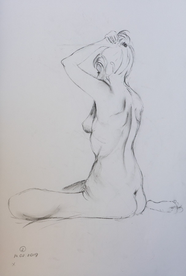Model 1, charcoal pencil, 32 x 21 cm, 2019