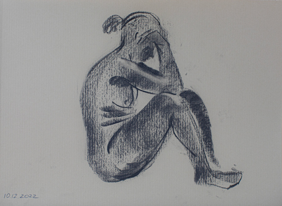 The sitting model, charcoal, 21 x 30 cm, 2023