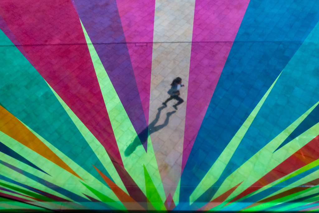 Hundres of Thousands at the Tide