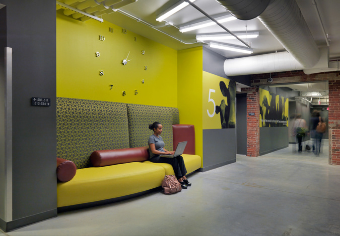 Floor Lobby & Themed Graphic
