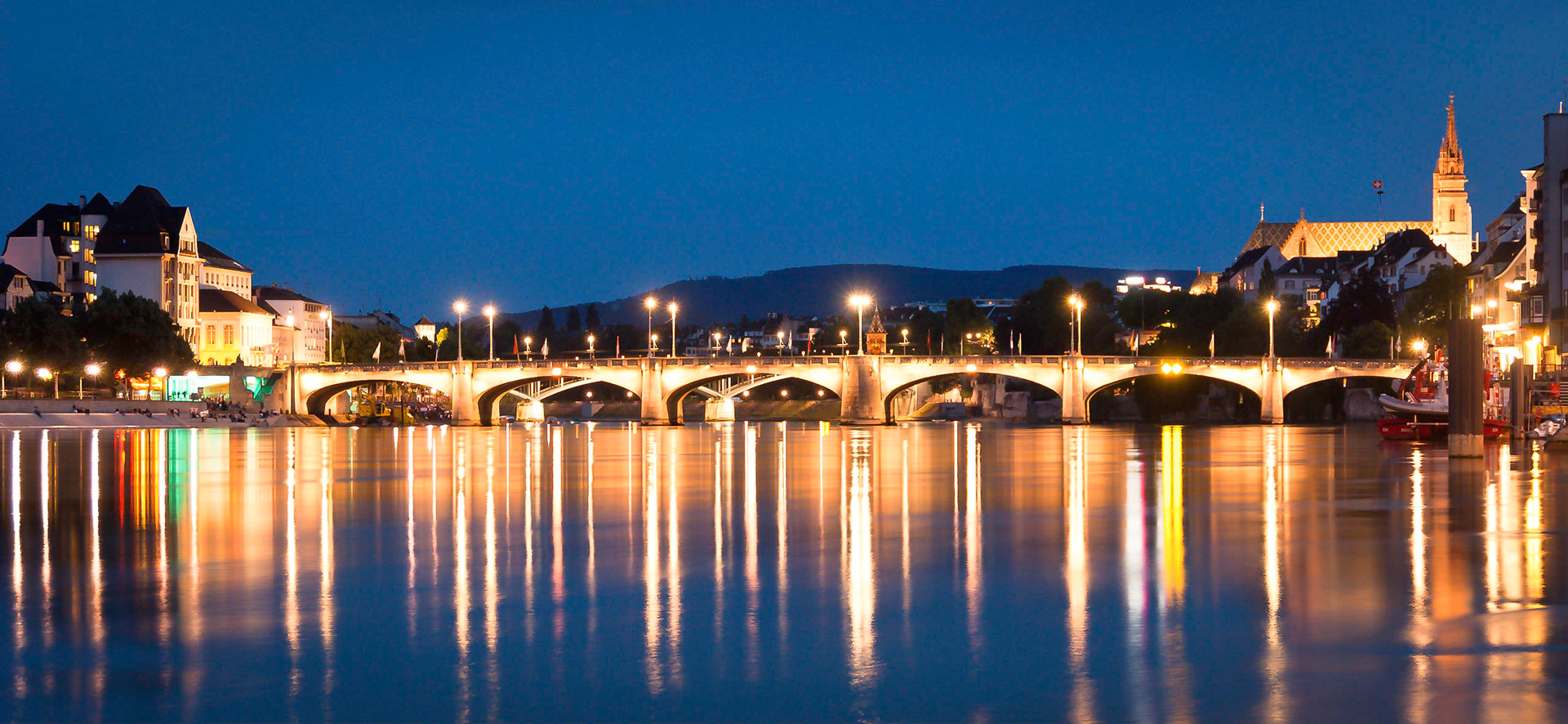Basel Mittlere Brücke Nacht