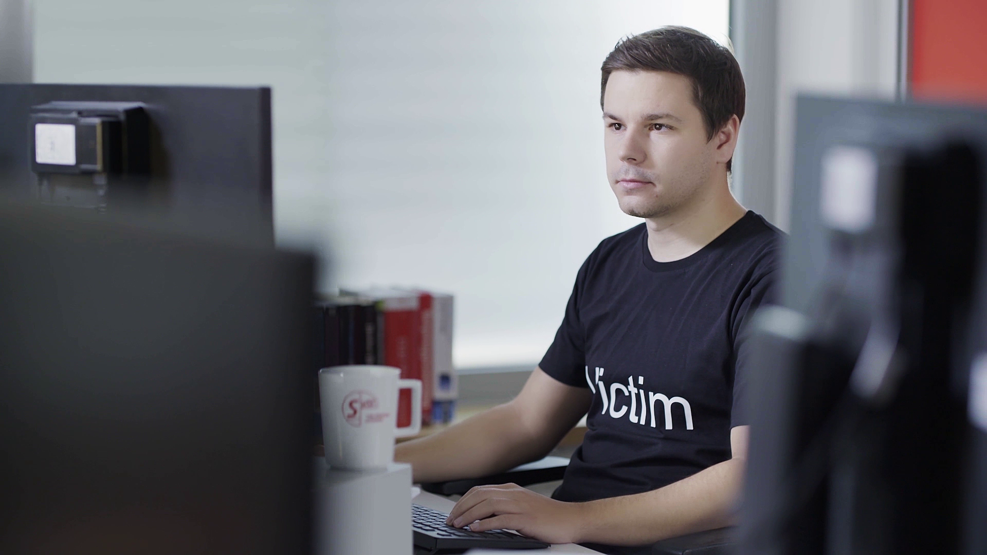 Filmstill - SYSS Cherrypicker (Produkt- und Recruitingspot)