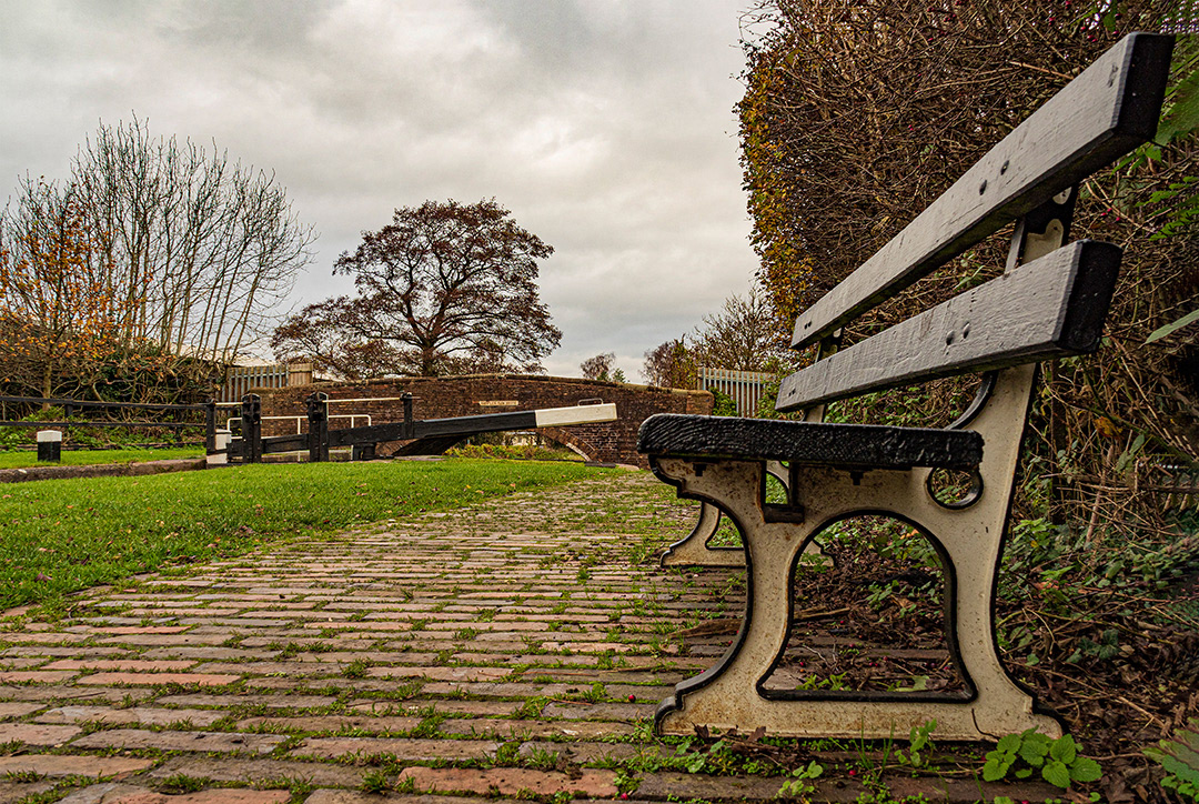 HC A seat by the canal by Jim Sweetman