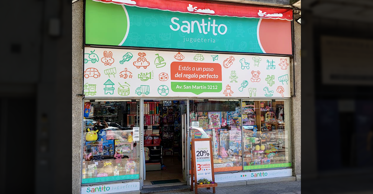 Frente juguetería Santito (cartelería y ploteados)