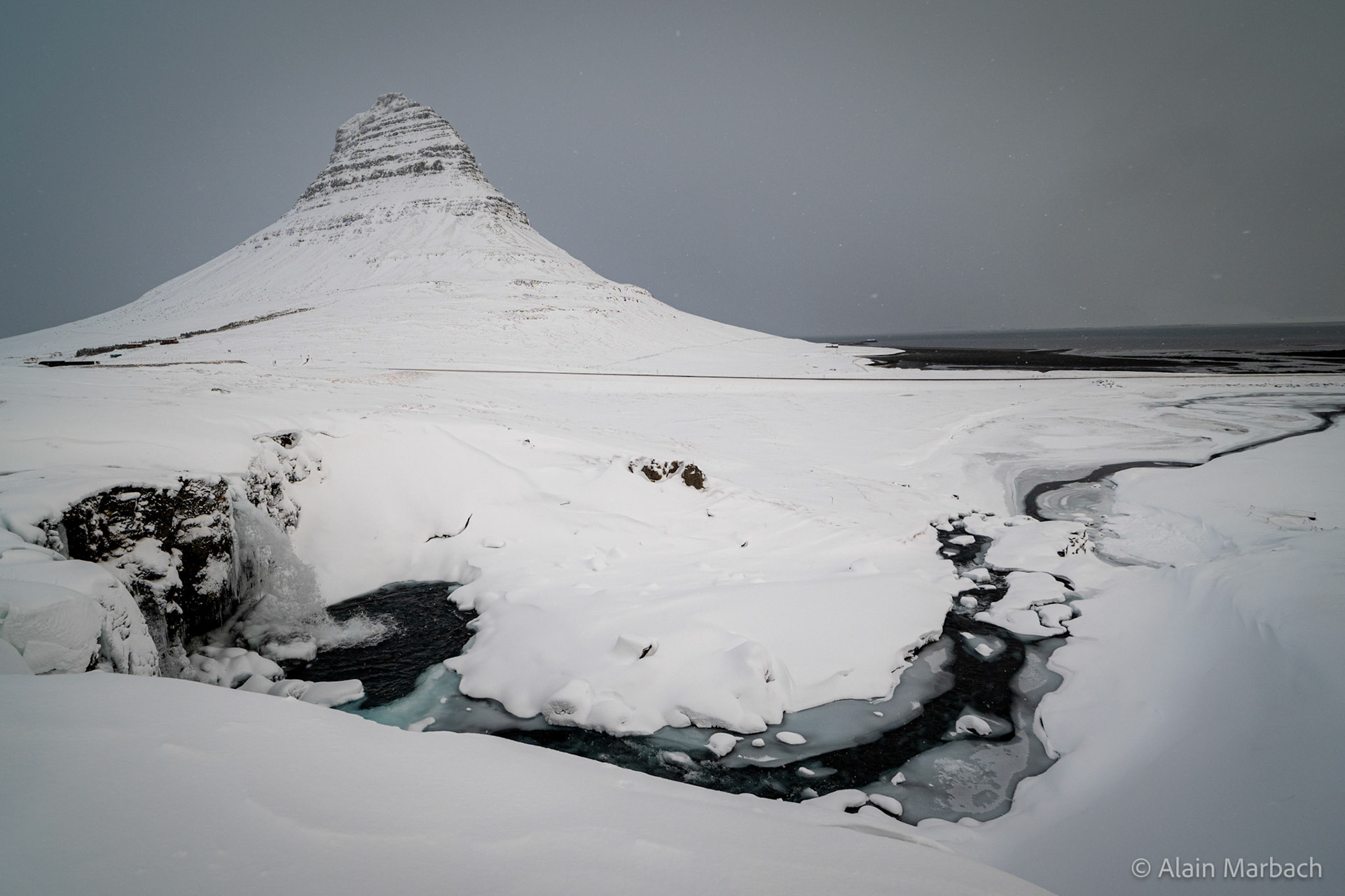 Cascades - Kirkjufell