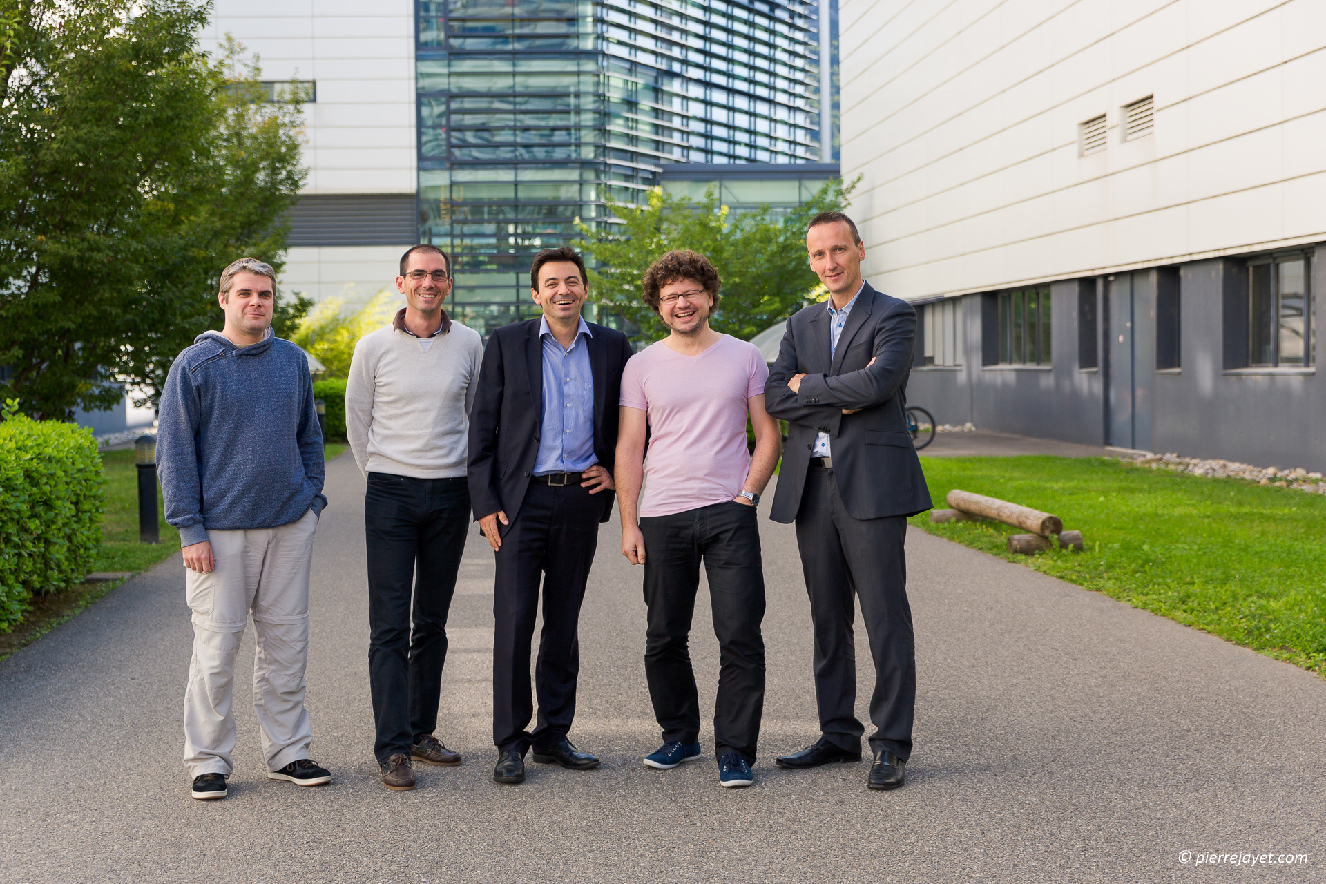 PHOTOGRAPHE DE PORTRAITS PROFESSIONNELS À GRENOBLE