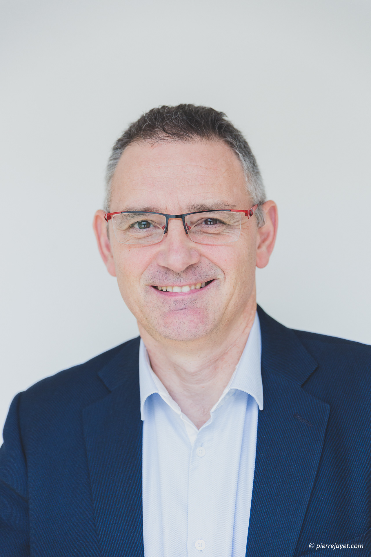 PHOTOGRAPHE DE PORTRAITS PROFESSIONNELS À GRENOBLE