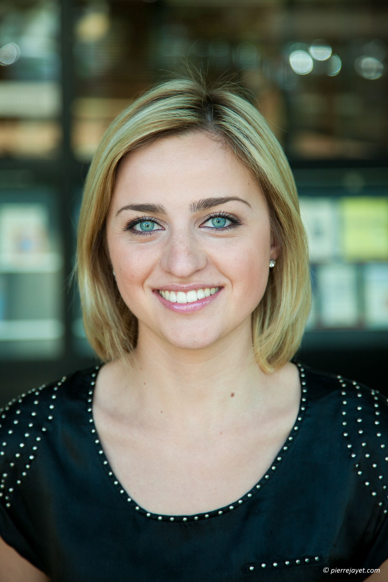 PHOTOGRAPHE DE PORTRAITS PROFESSIONNELS À GRENOBLE