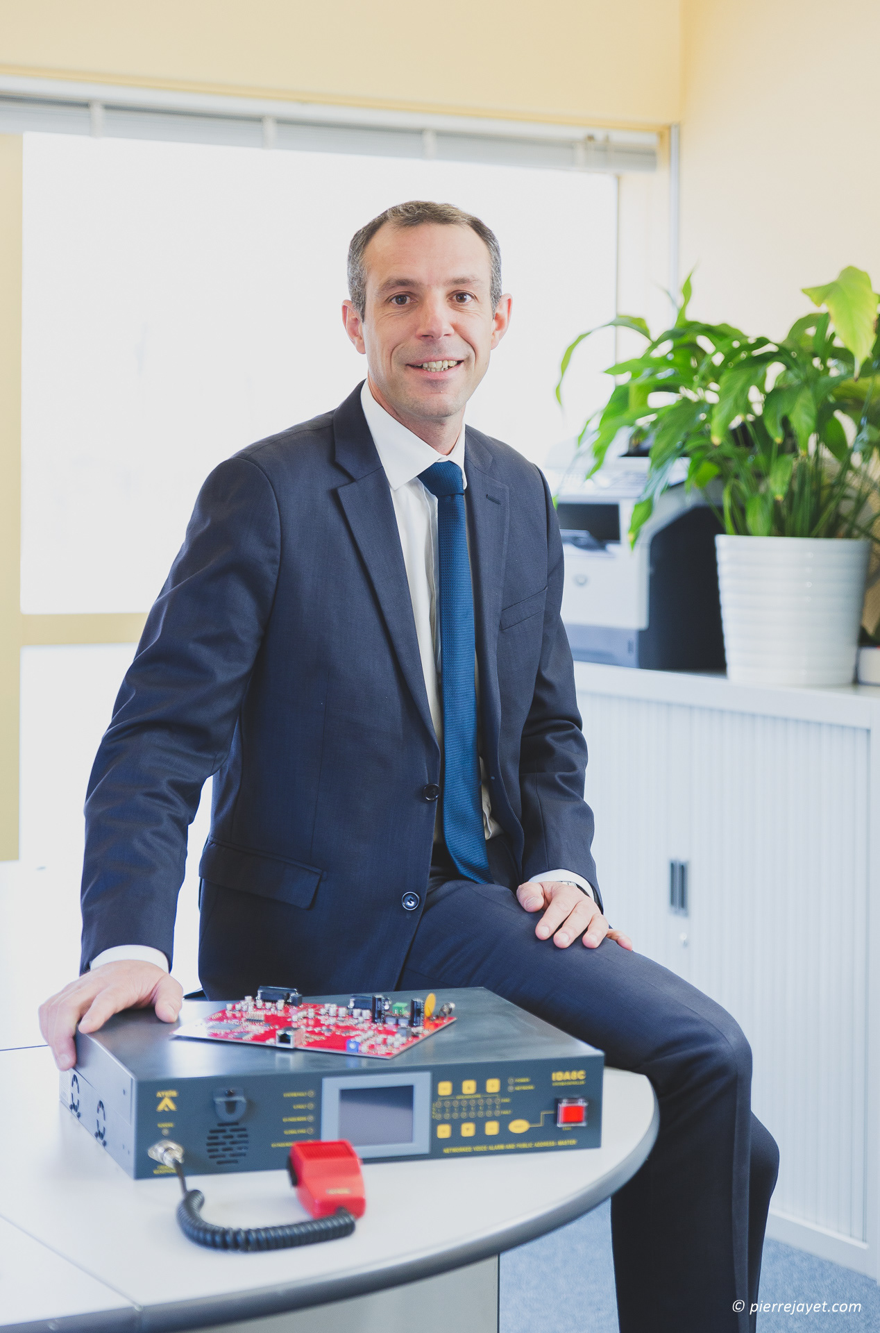 PHOTOGRAPHE DE PORTRAITS PROFESSIONNELS À GRENOBLE