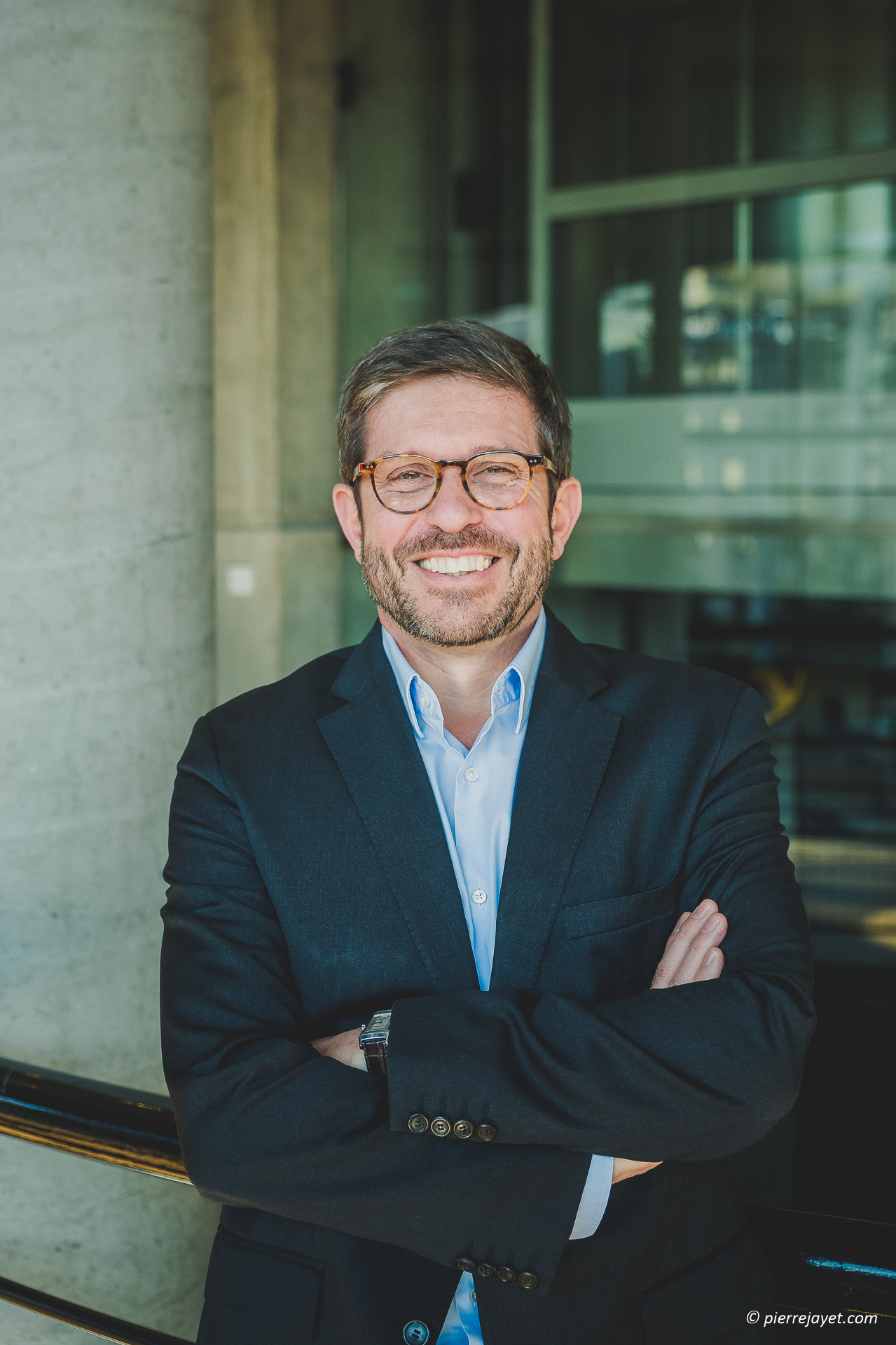 PHOTOGRAPHE DE PORTRAITS PROFESSIONNELS À GRENOBLE