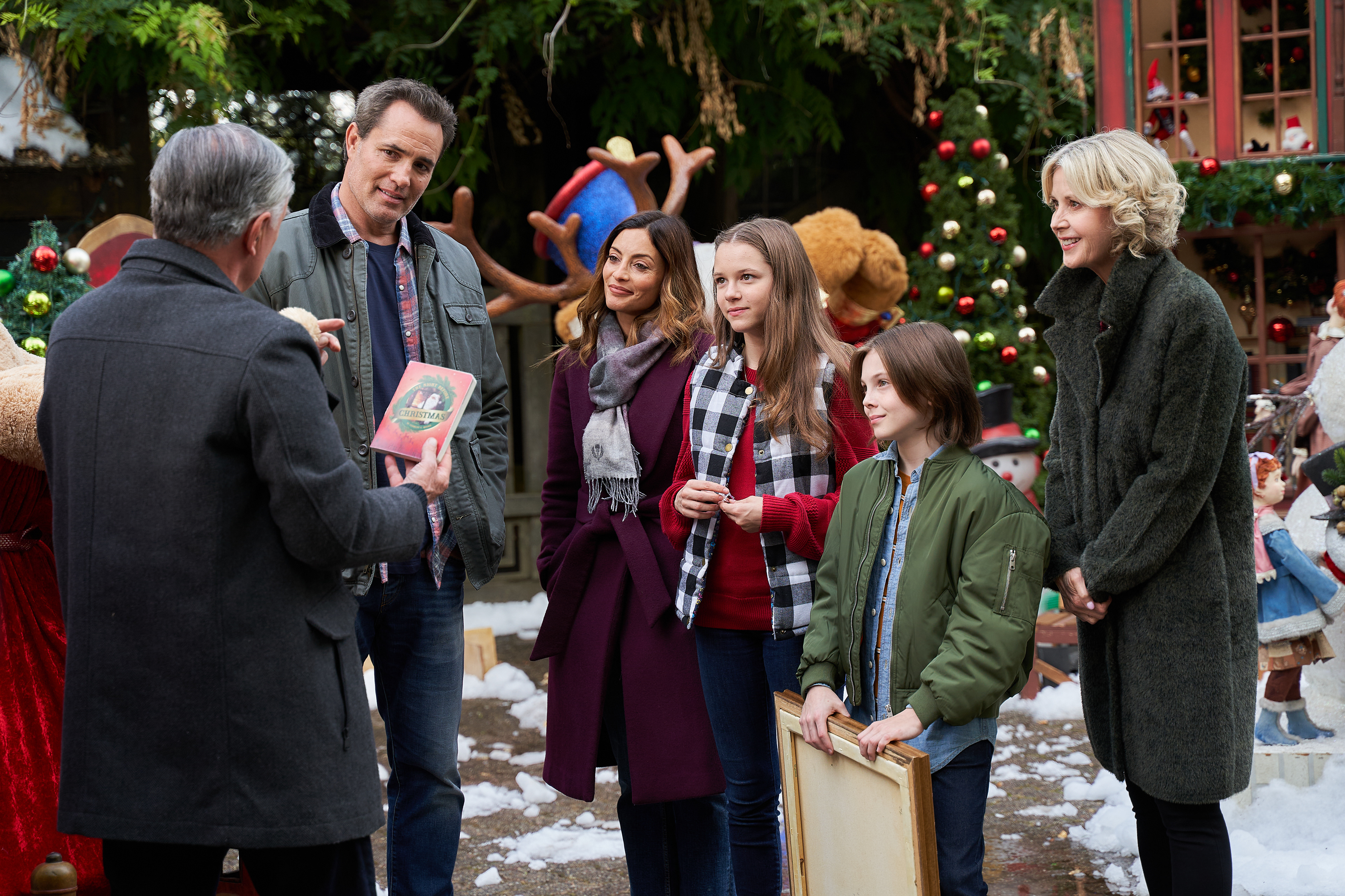 Mystery on Mistletoe Lane - ©2023 Hallmark Media
