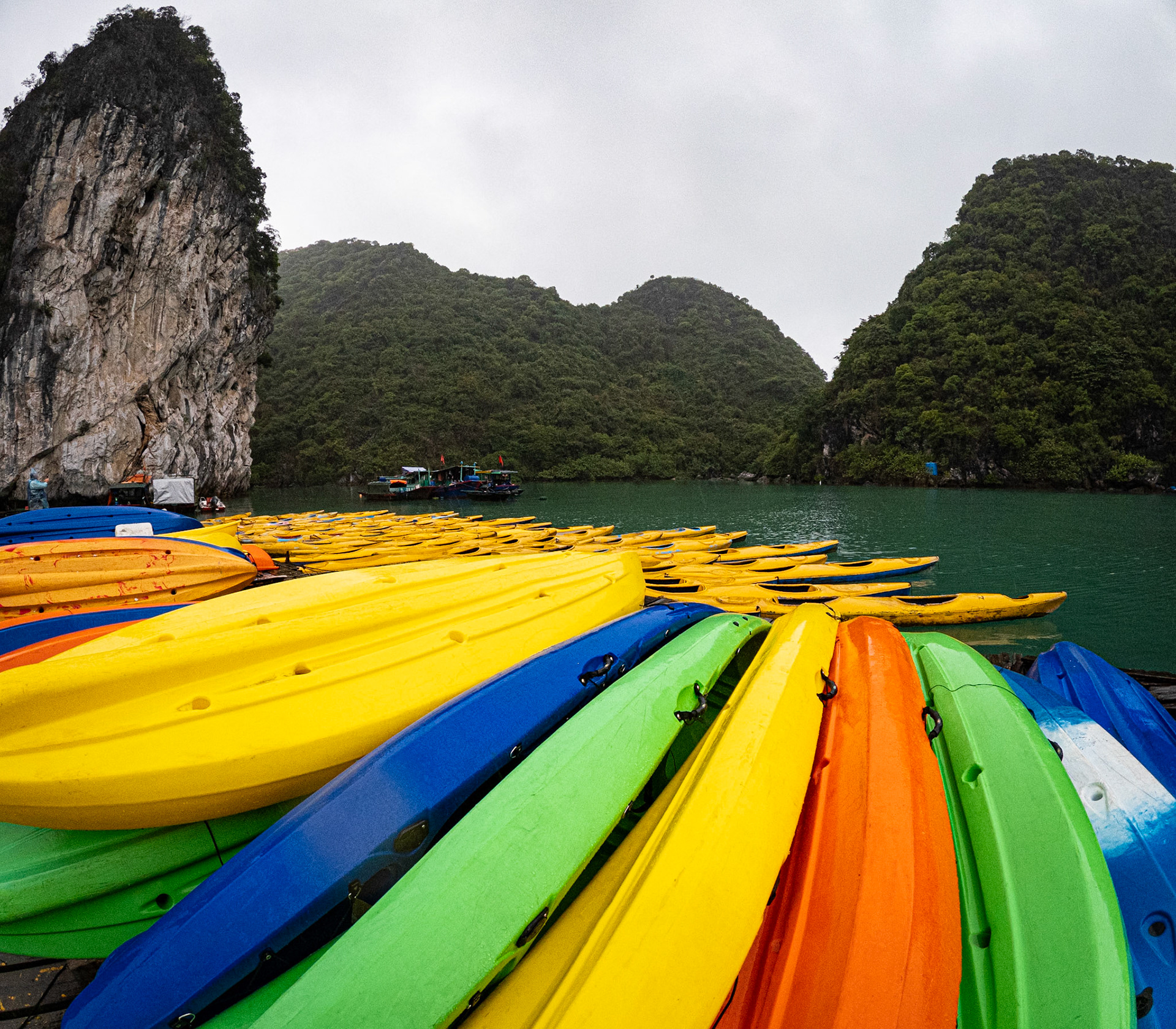 Vietnam, Halong Bay