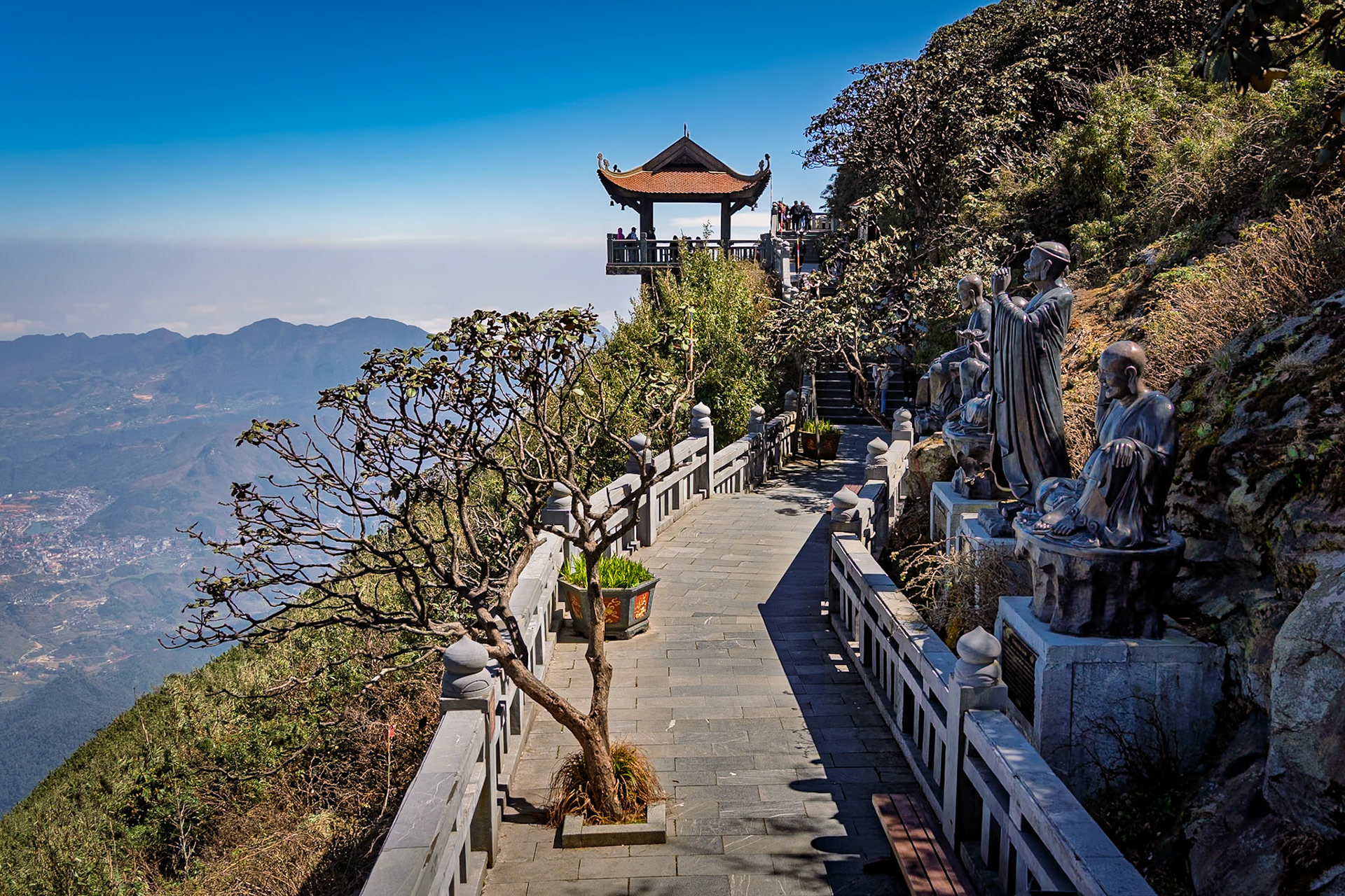 Fansipan mountain complex