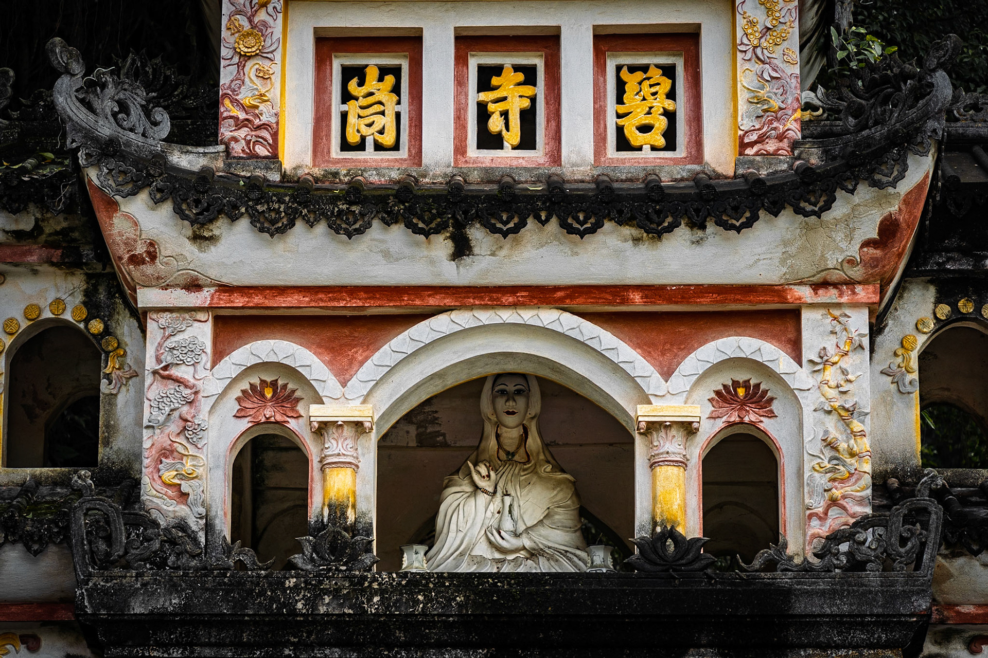 Bích Động Pagoda