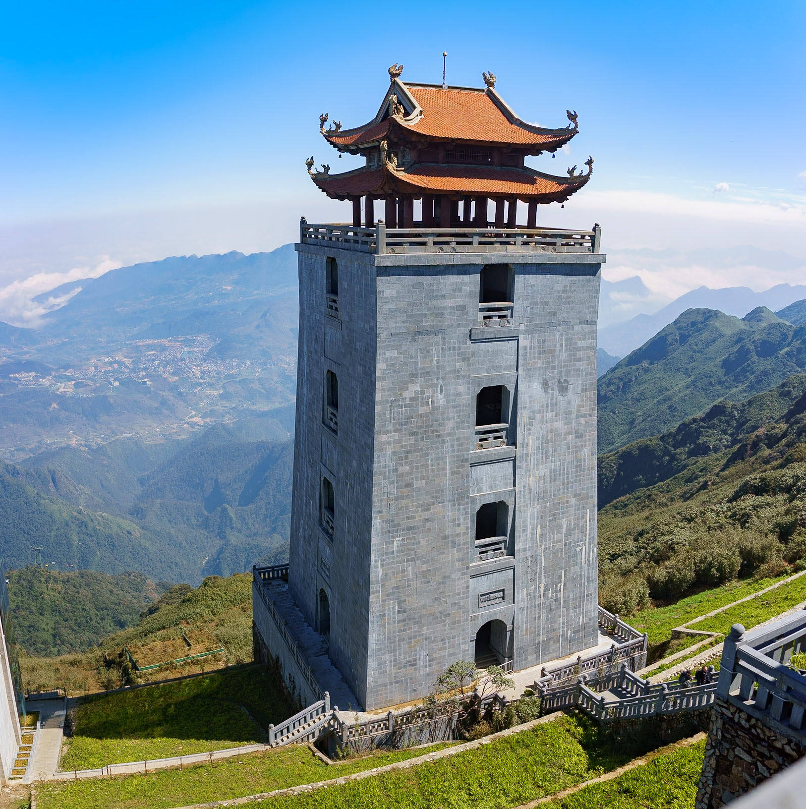 Fansipan mountain complex