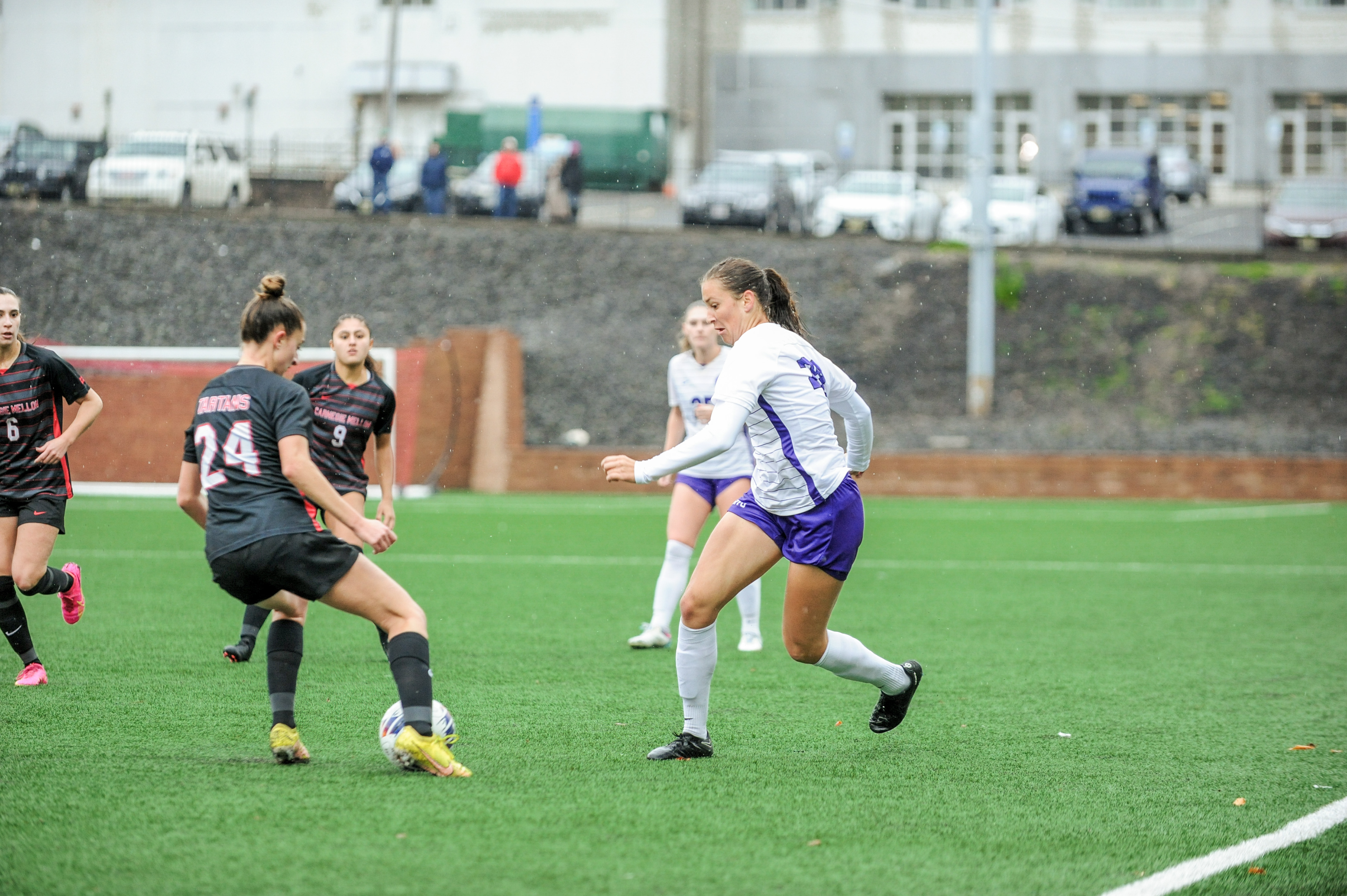 Kelli Keady Nutmegs Opposing Player