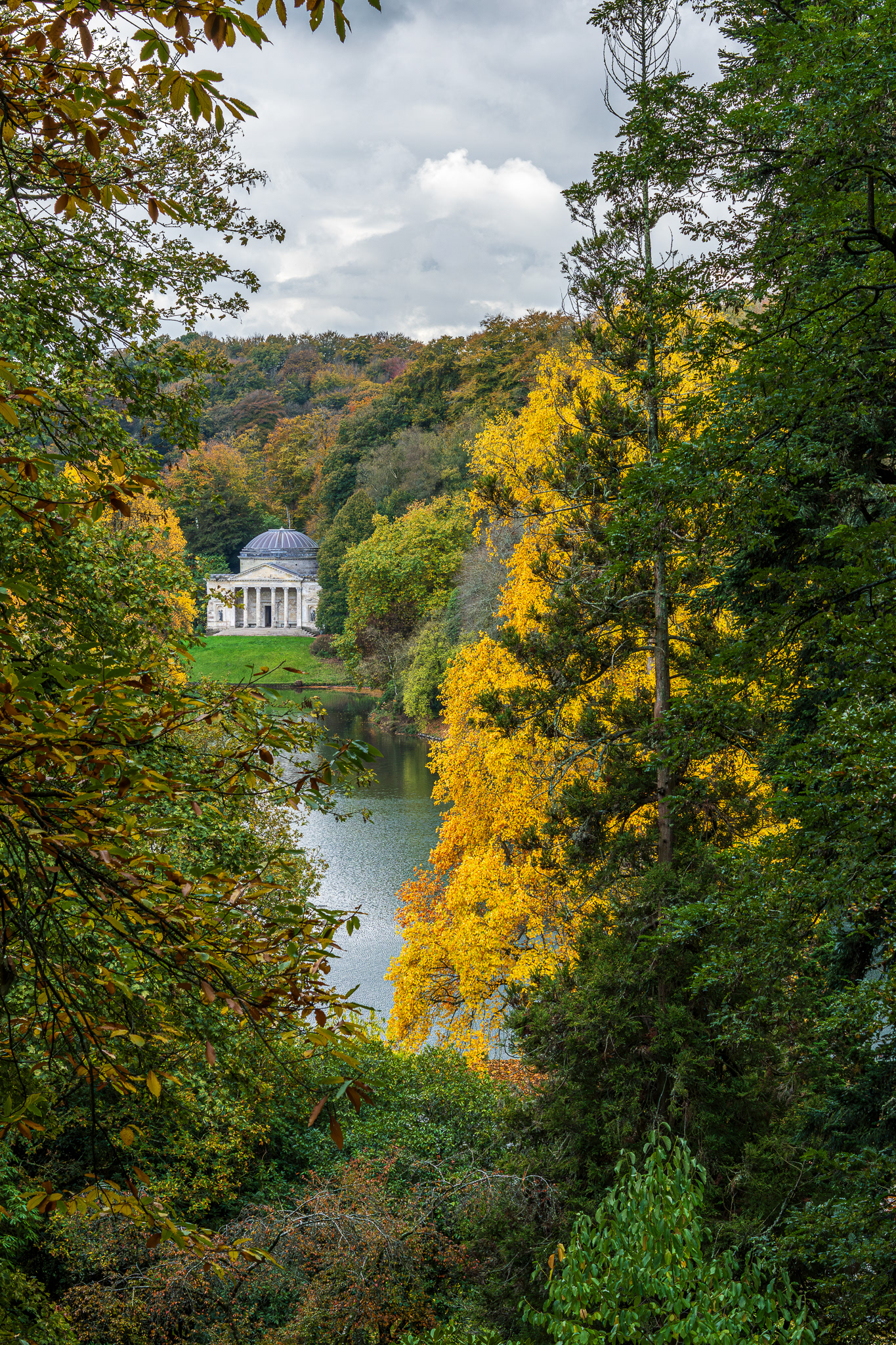 ZEISS Loxia 2/50 Planar T*