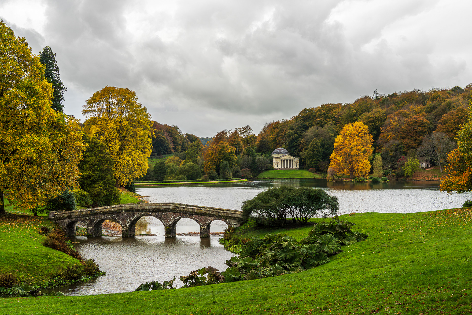 ZEISS Loxia 2/50 Planar T*