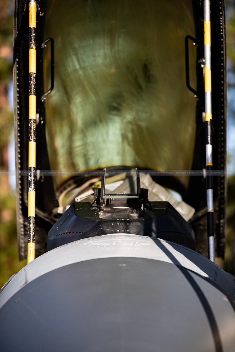 F-16
