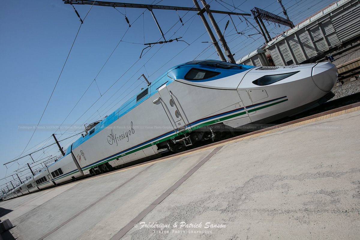 Afrosiyob, high speed train