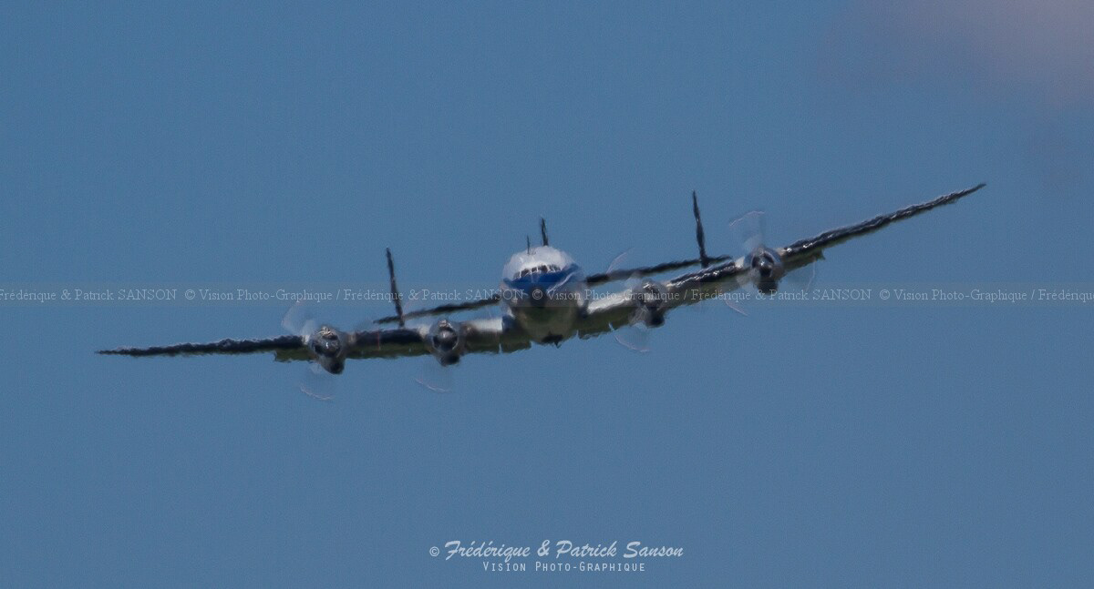 Super Constellation, Budapest