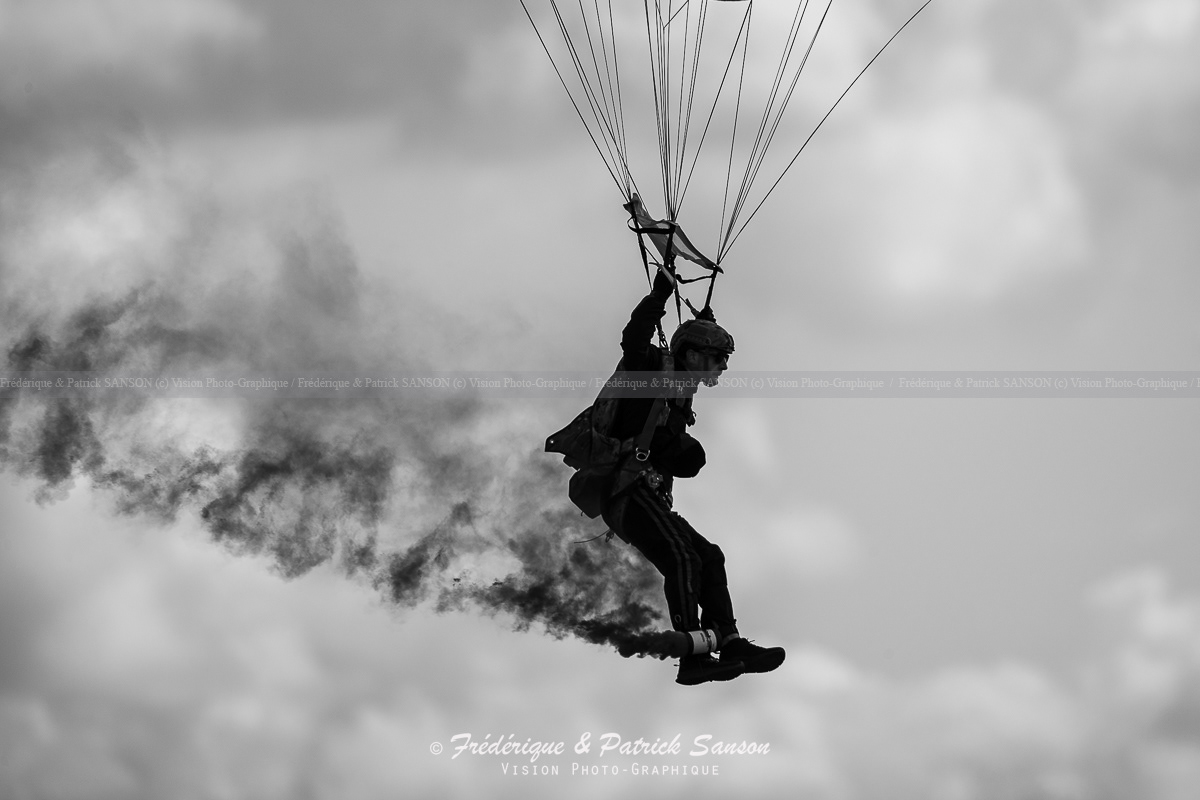 Black Devils Parachute