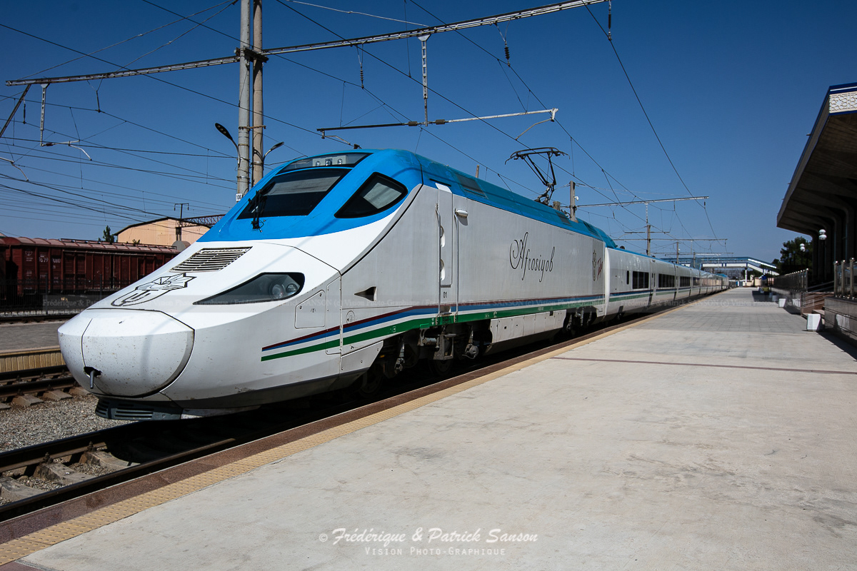 Afrosiyob, high speed train